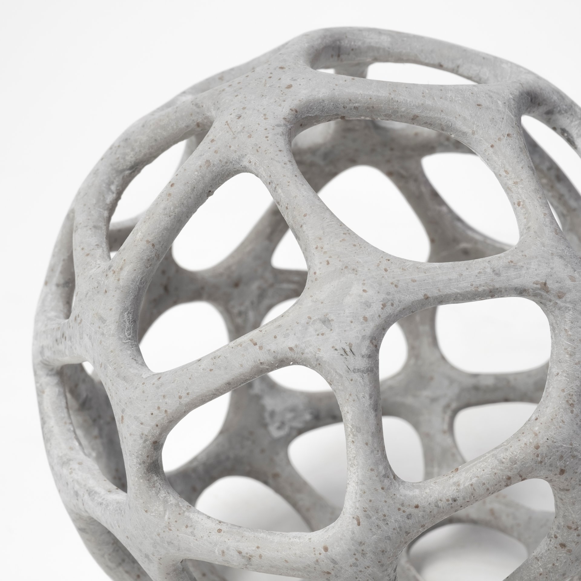 Mercana Spiro Small Object - White, Resin