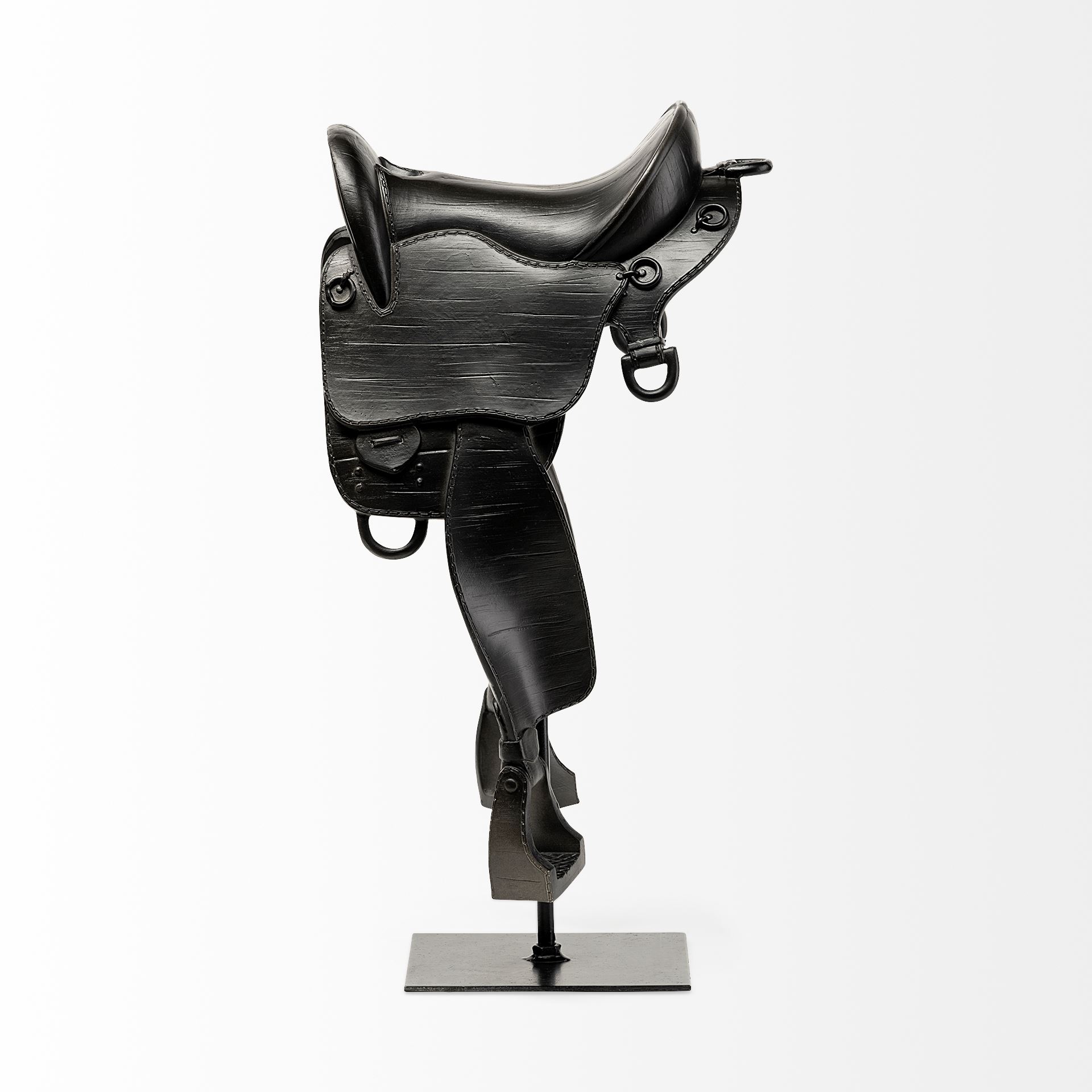 Mercana Colt Object - Black, H17"