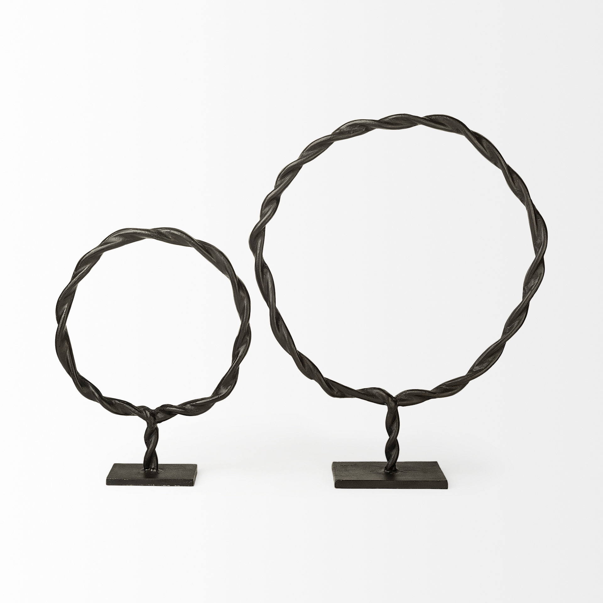 Mercana Rizwan Object - Black, H4"