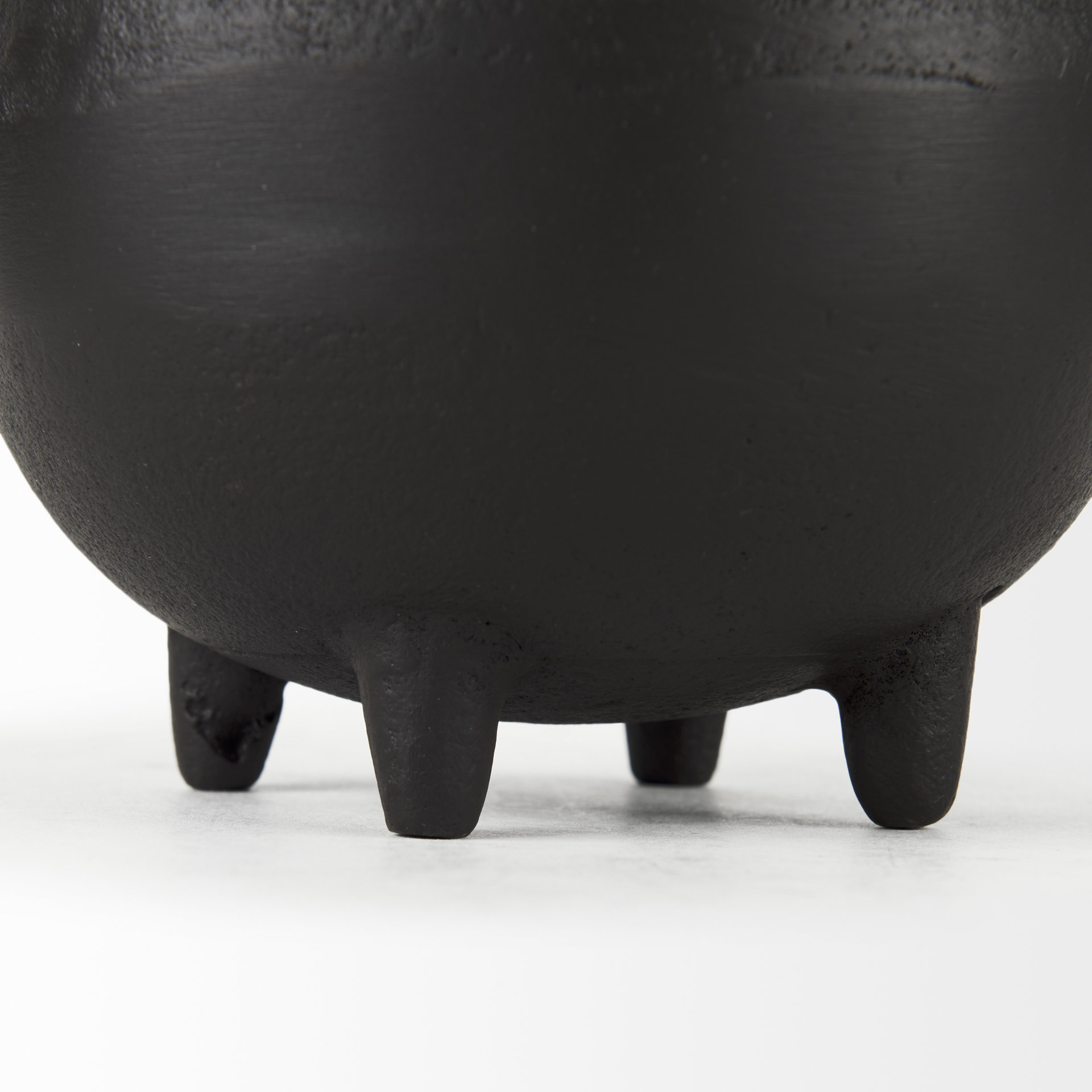 Mercana Cyrus Object - Black, H8,3"