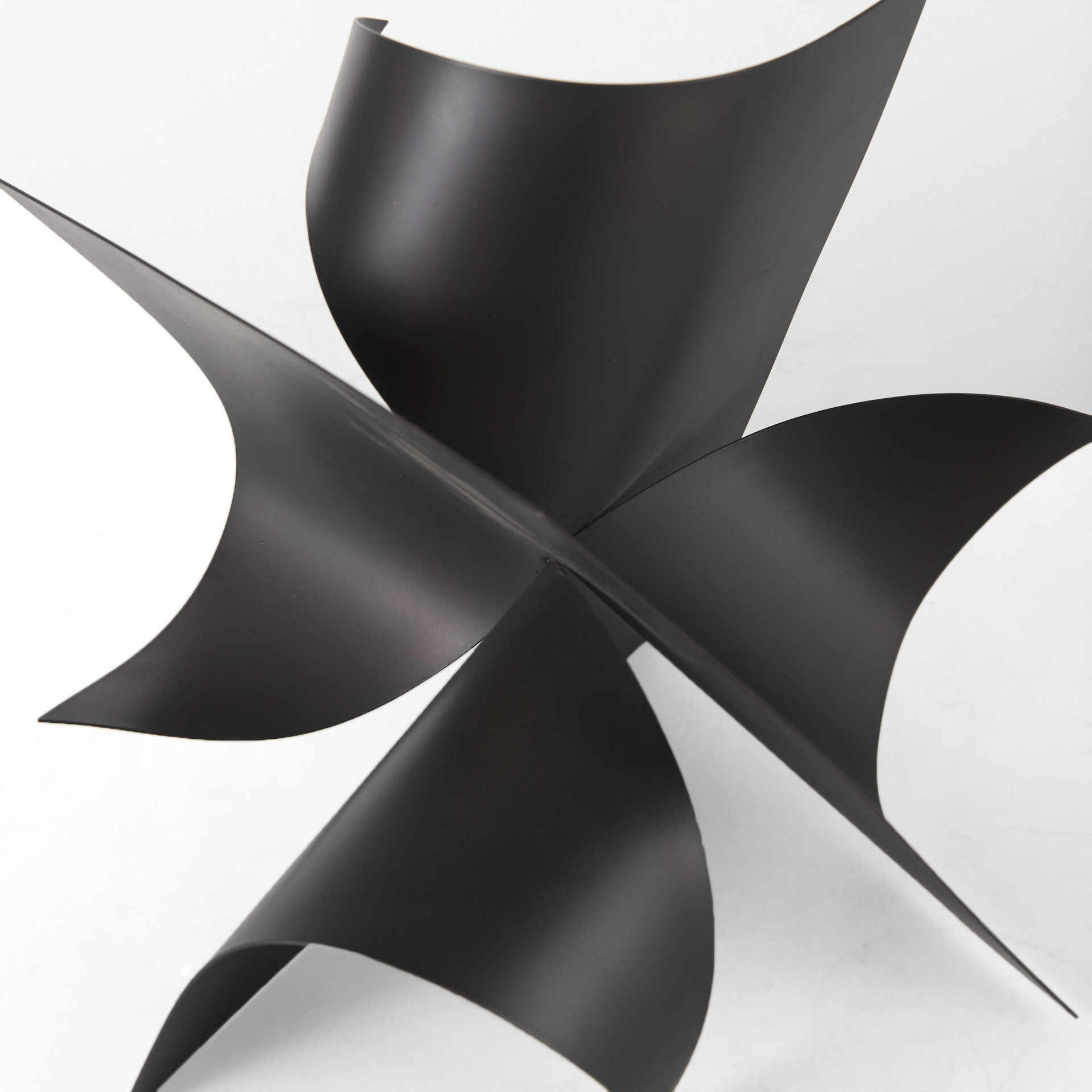 Mercana Francesca Small Object - Black, Metal