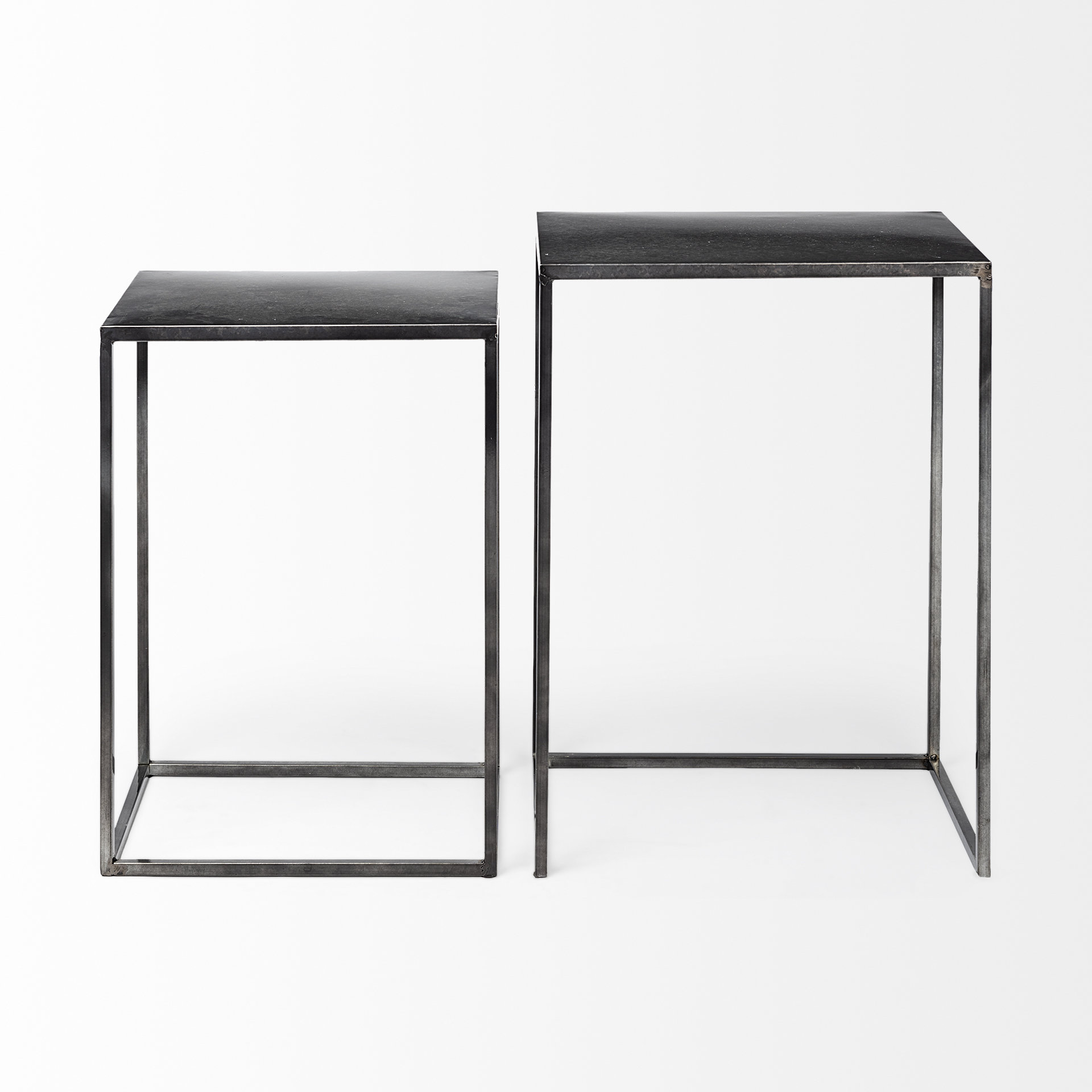 Mercana - Kasey Accent Table in Black, Metal