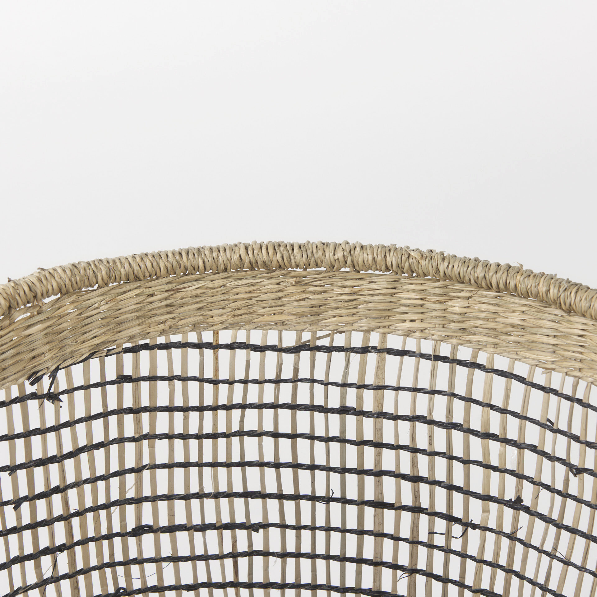 Mercana - Triopas Basket in Brown, Seagrass