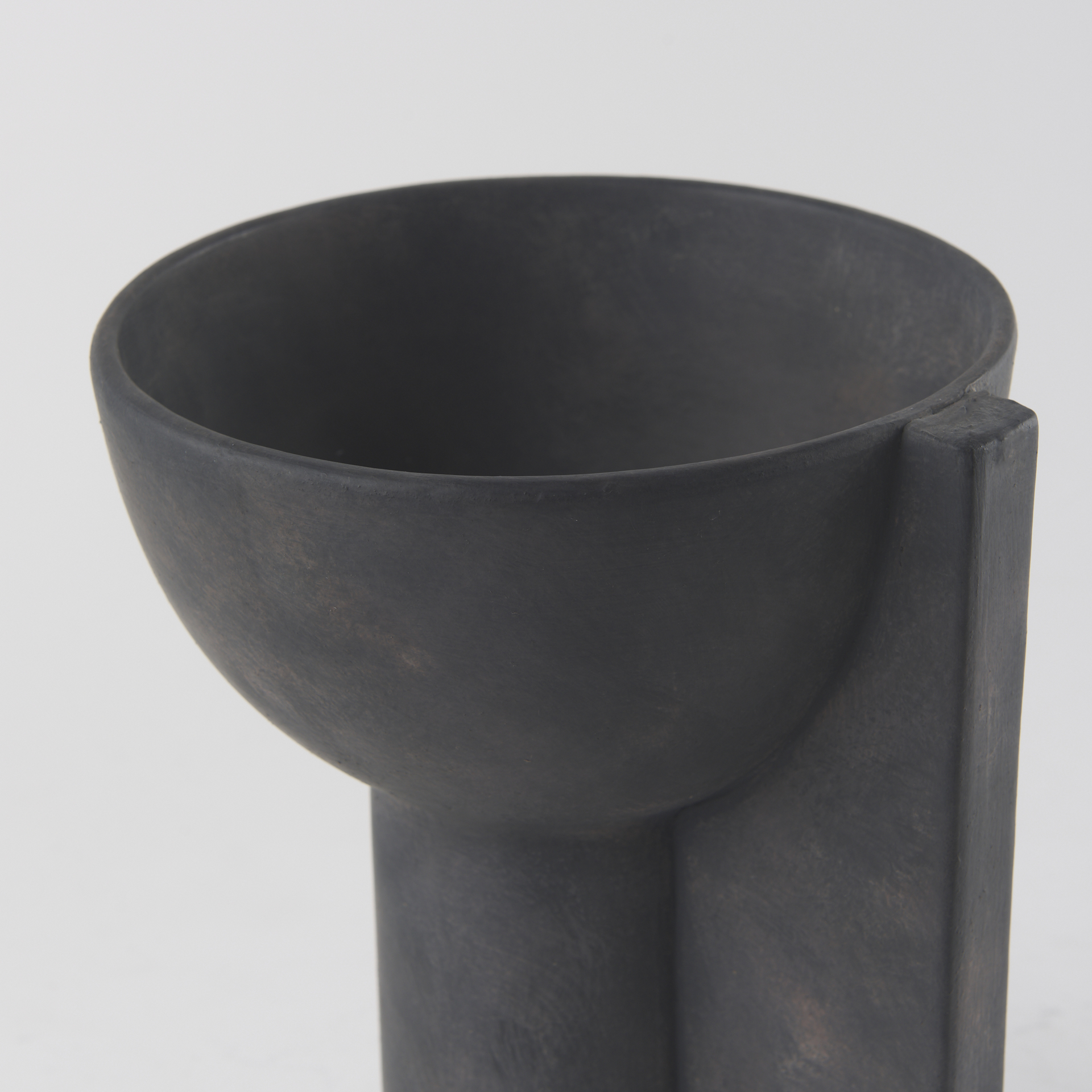 Mercana - Sariah Vase in Black, Ceramic