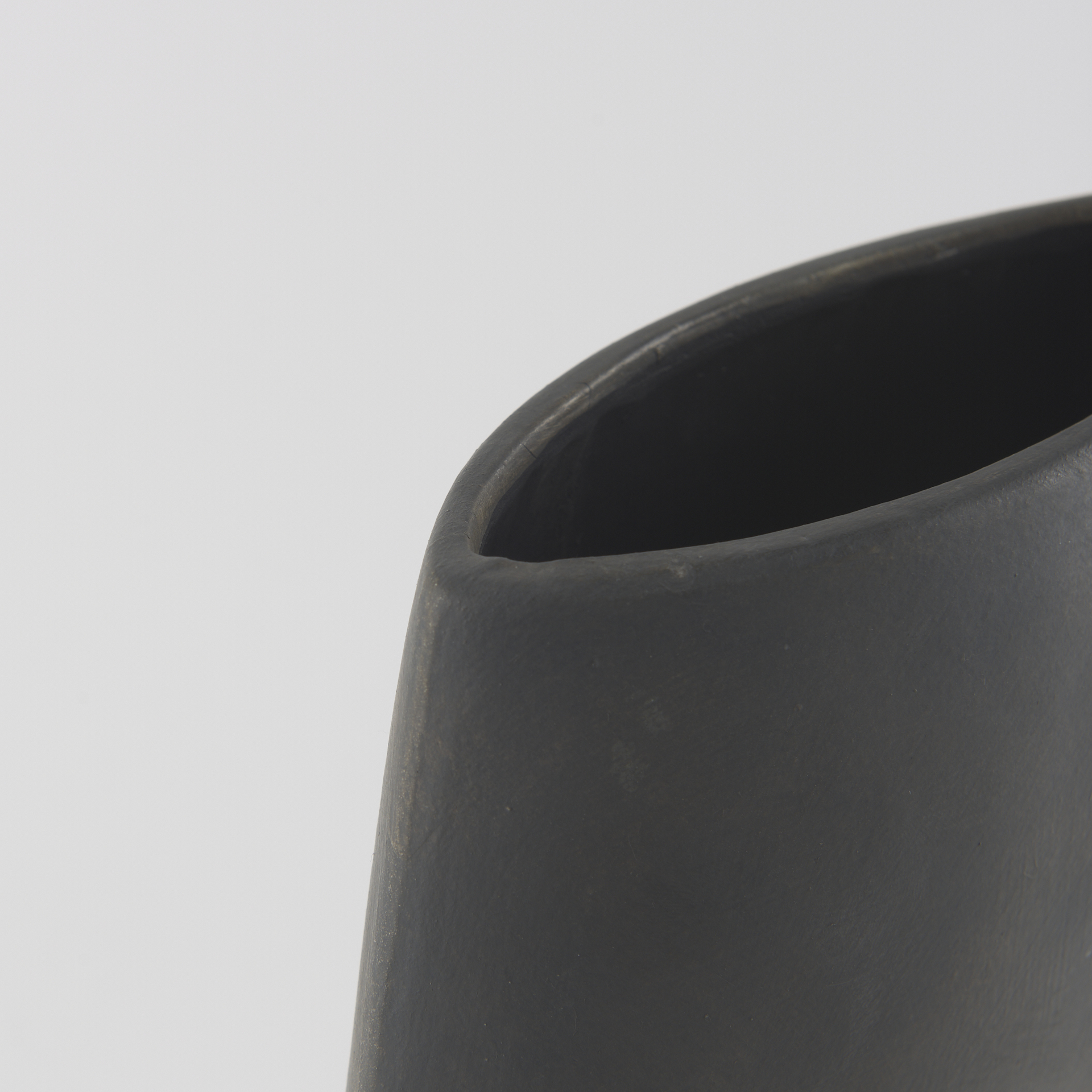 Mercana Rylee Vase - Dark Brown, H13"