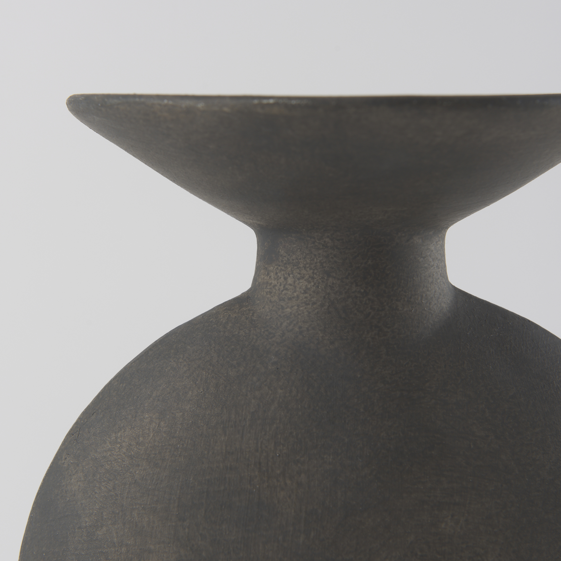 Mercana Kaz Vase - Brown, H11"