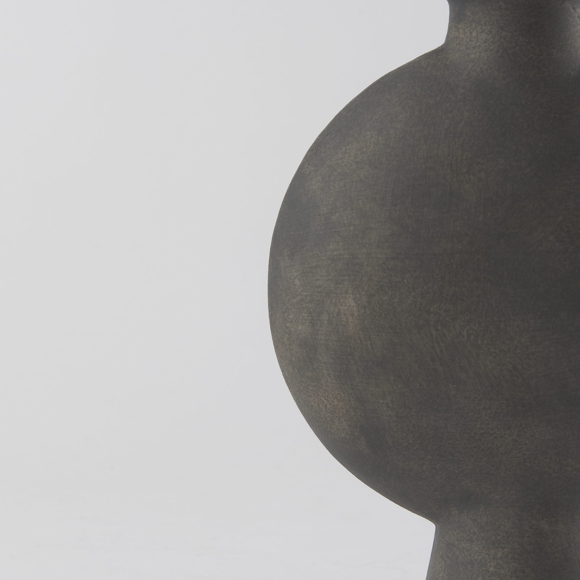 Mercana Kaz Vase - Brown, H11"