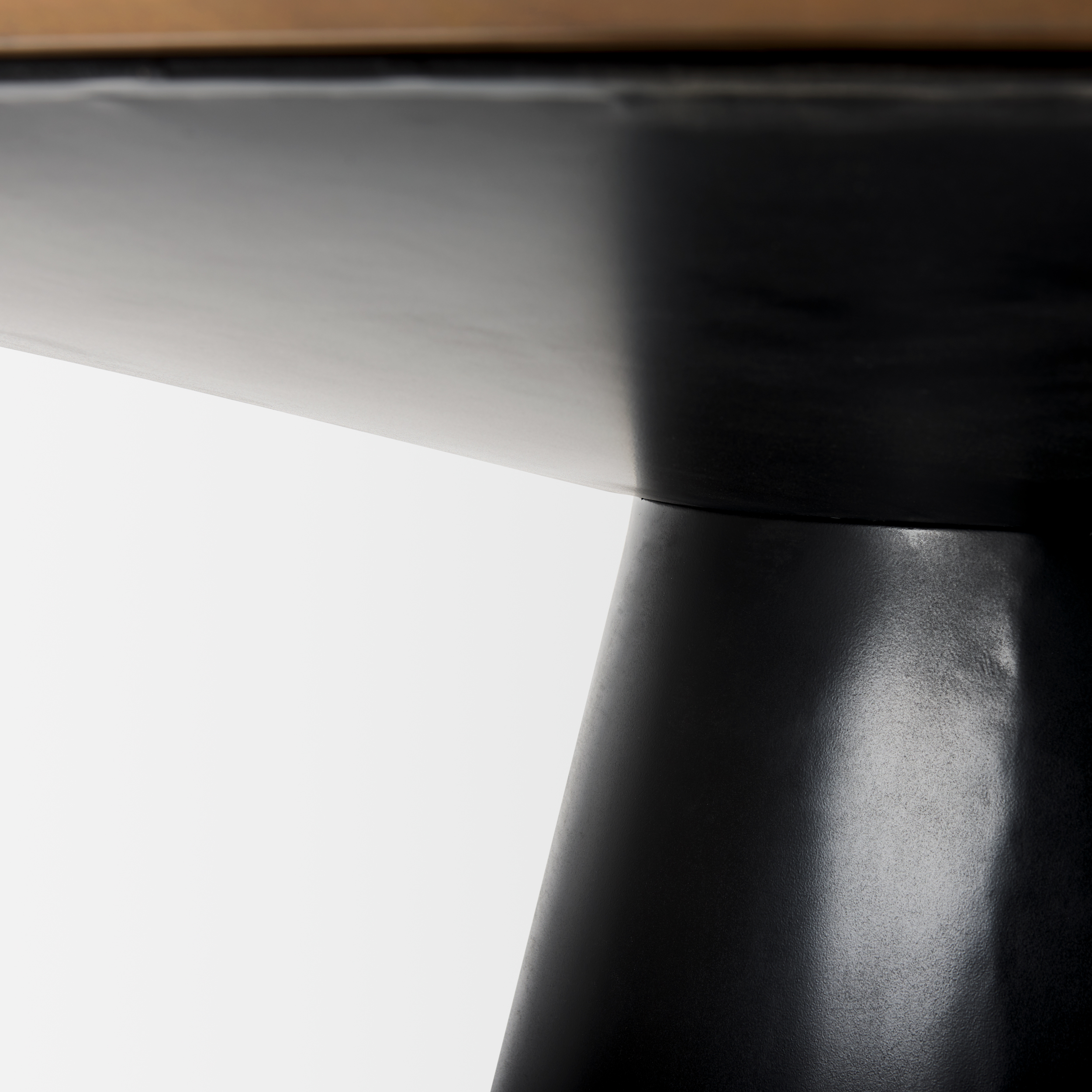 Mercana - Mitchell Dining Table in Black, Solid Wood