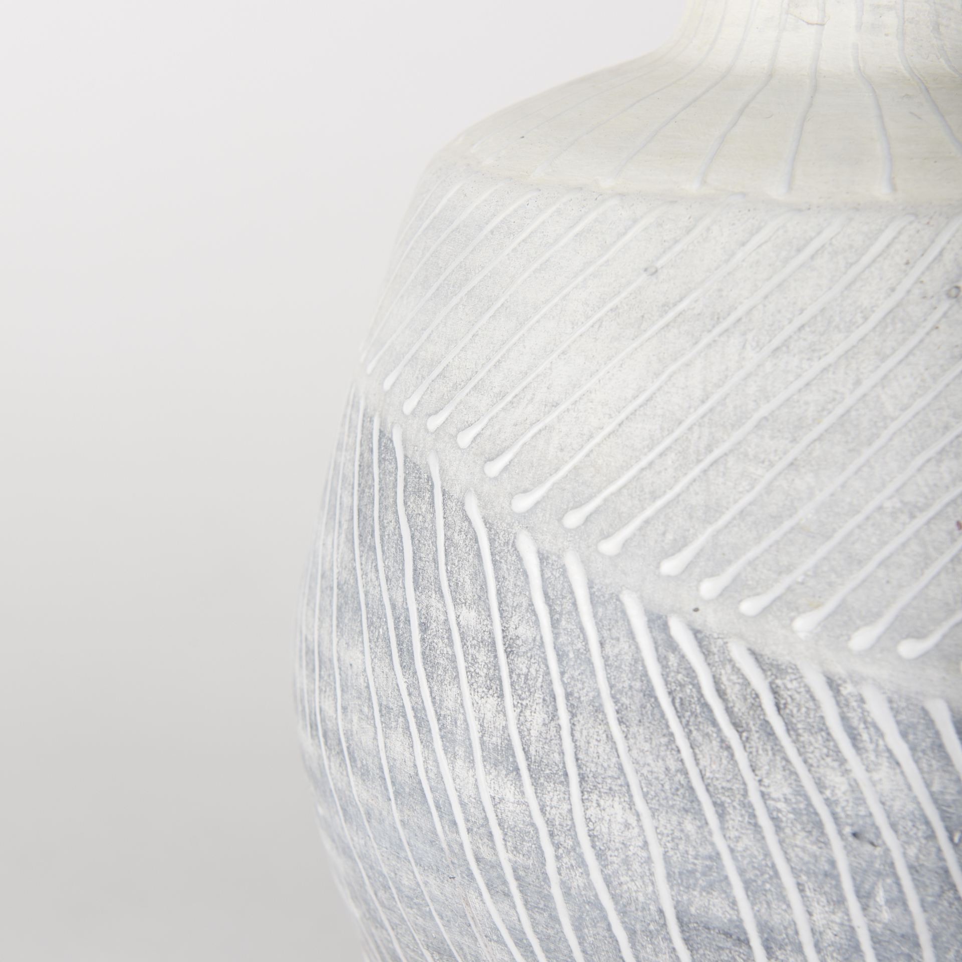 Mercana Blume Small Vase - Blue, Ceramic