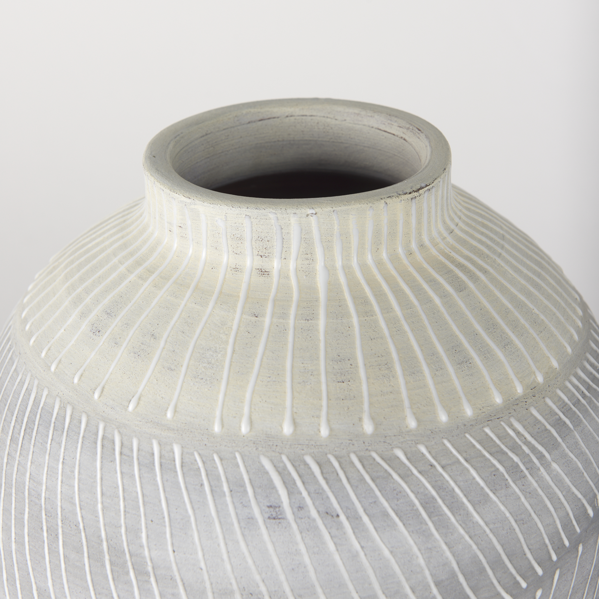 Mercana Blume Medium Vase - Gray, Ceramic