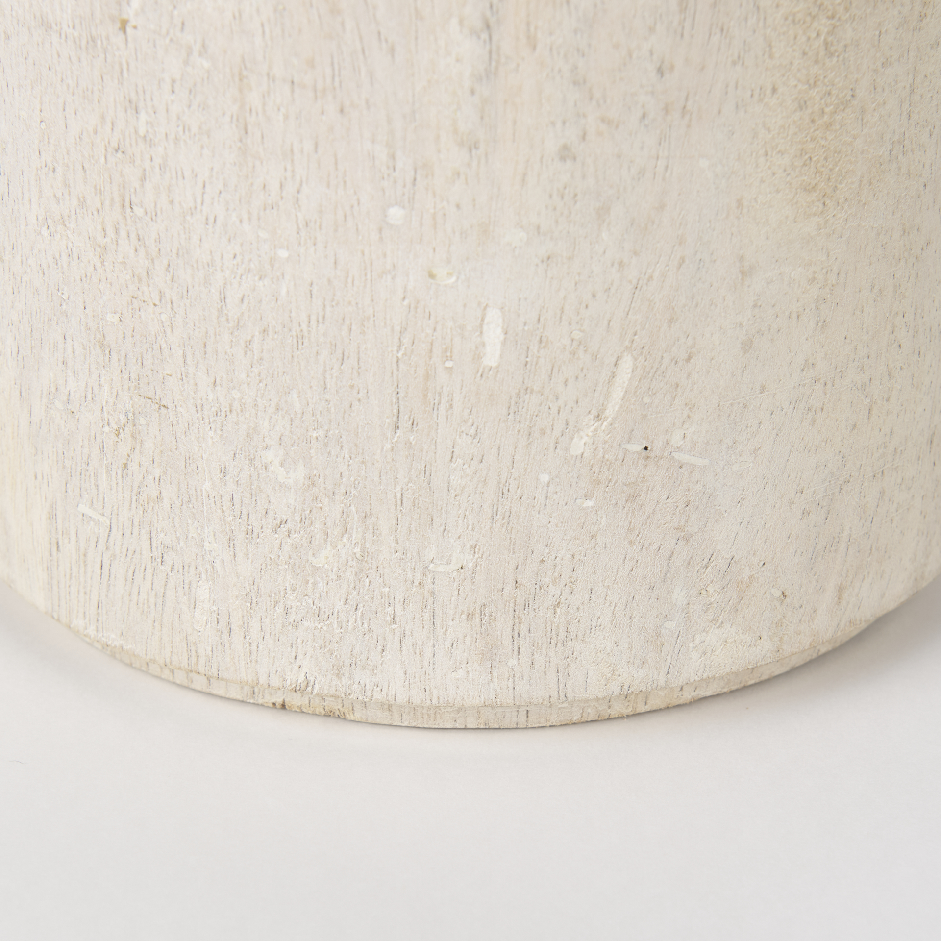 Mercana Knox Short Object - White, Wood