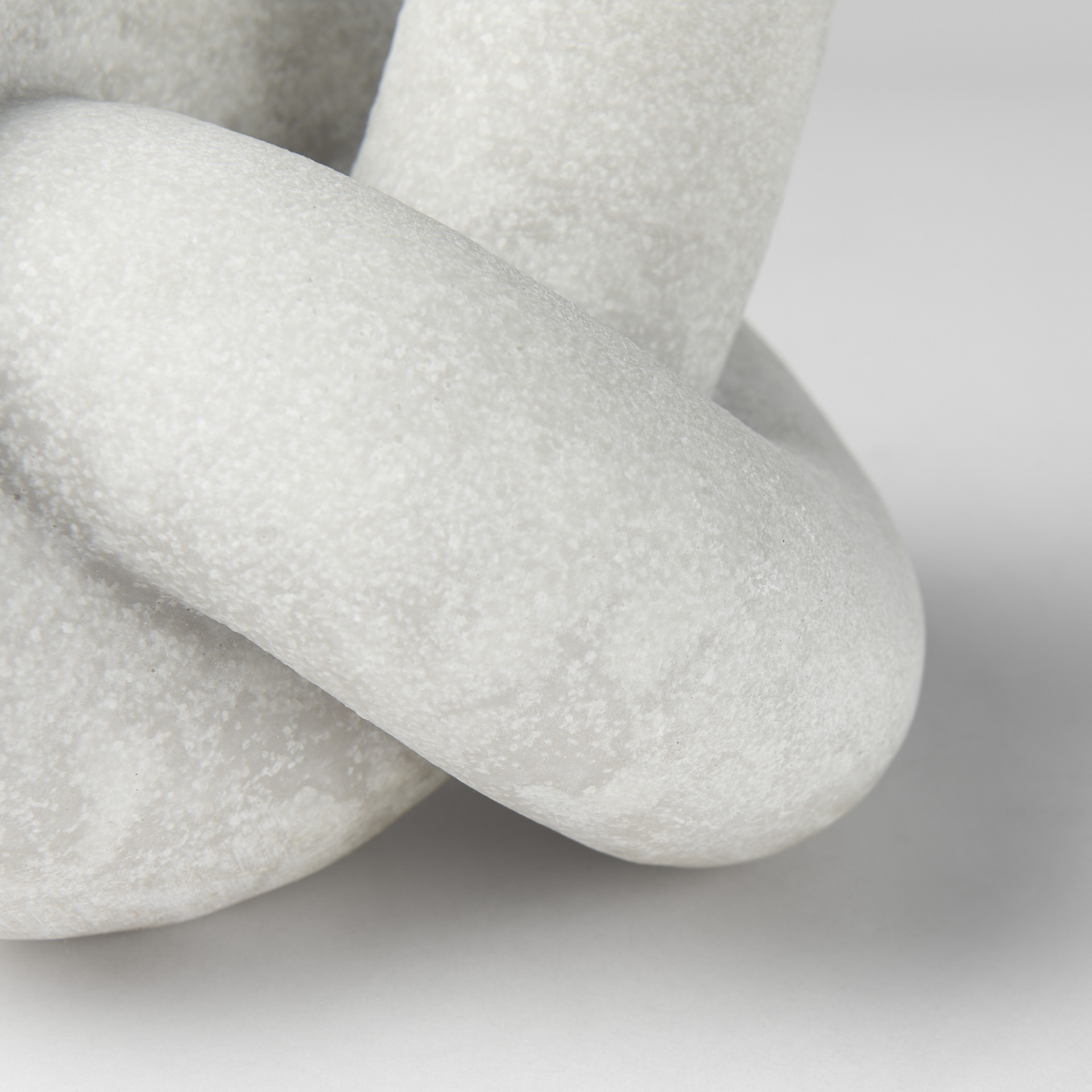 Mercana Otto Small Object - White, Resin