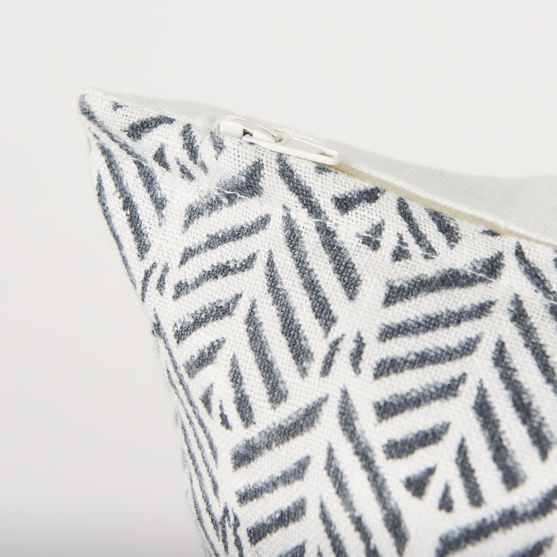 Mercana Jenelle Pillow Cover - Cream/Slate, 22x22