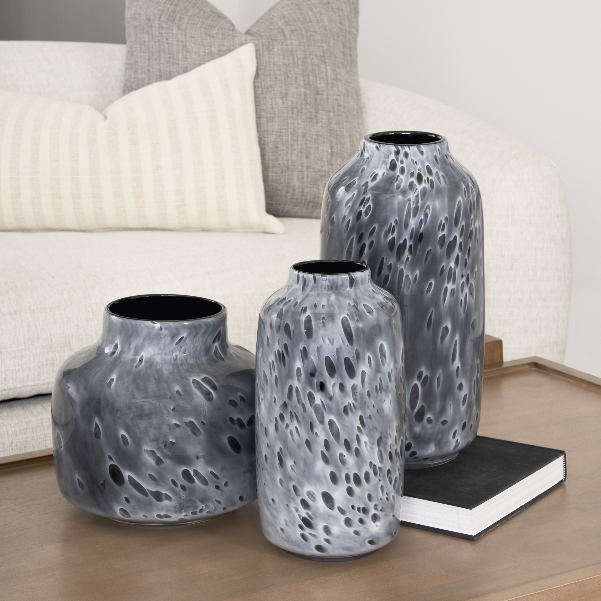 Mercana Masai Medium Vase - Black, Glass