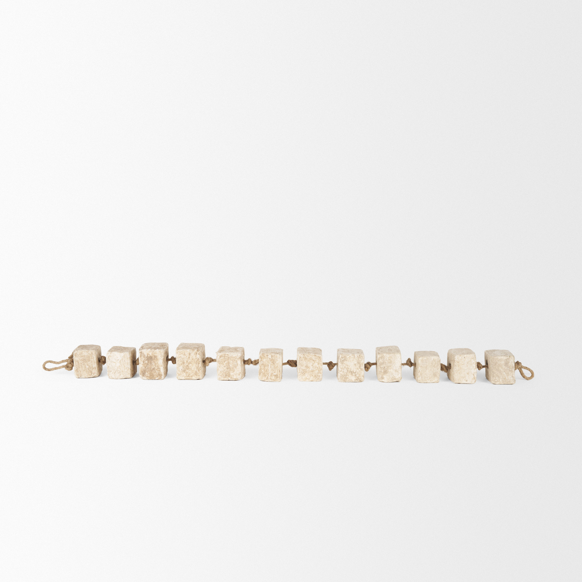 Mercana - Mala Garland in White, Paper