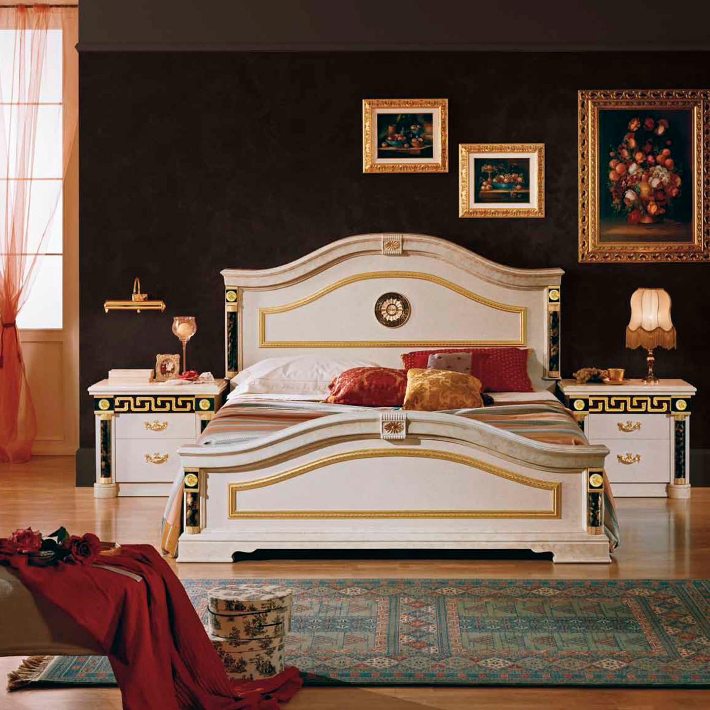 Mobis - Royale Bedside Table