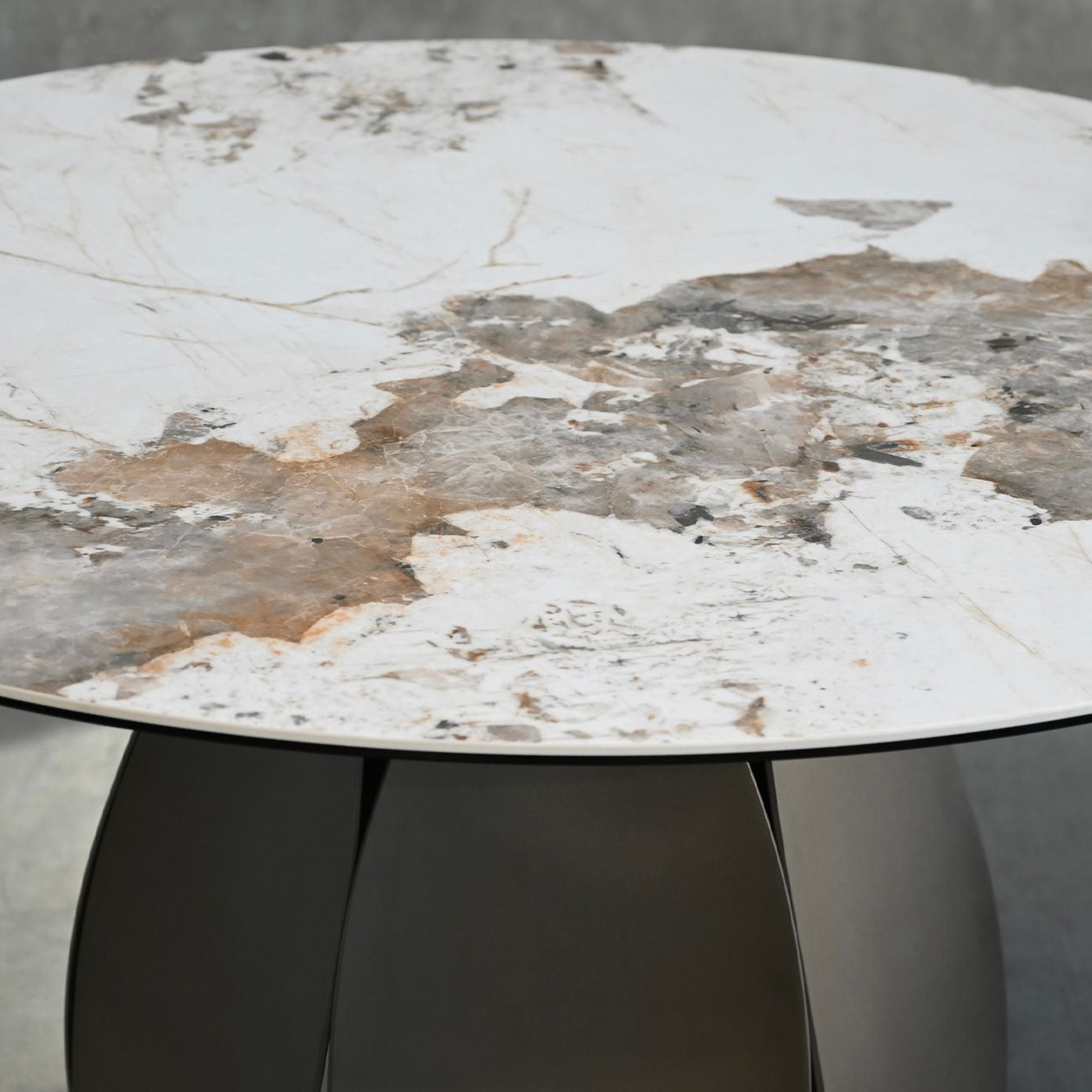 Mobital - Forma Dining Table in Magellano
