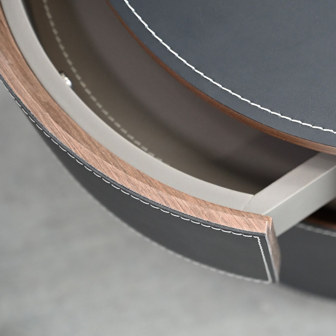 Mobital - Merc Side Table