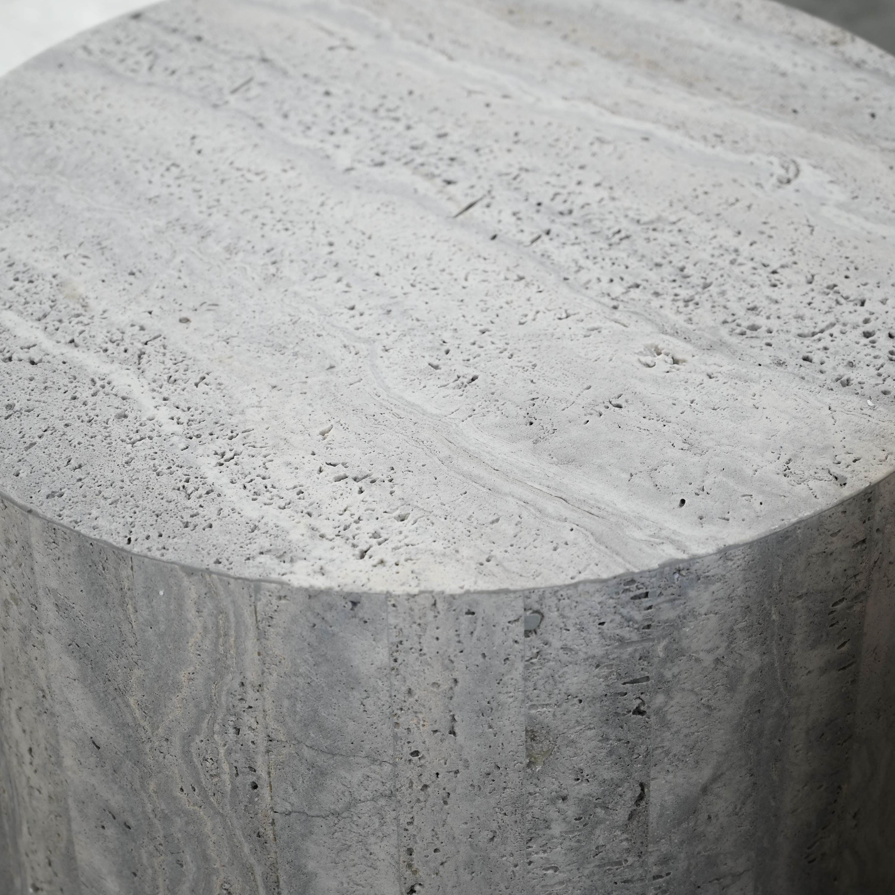 Mobital - Post Coffee Table