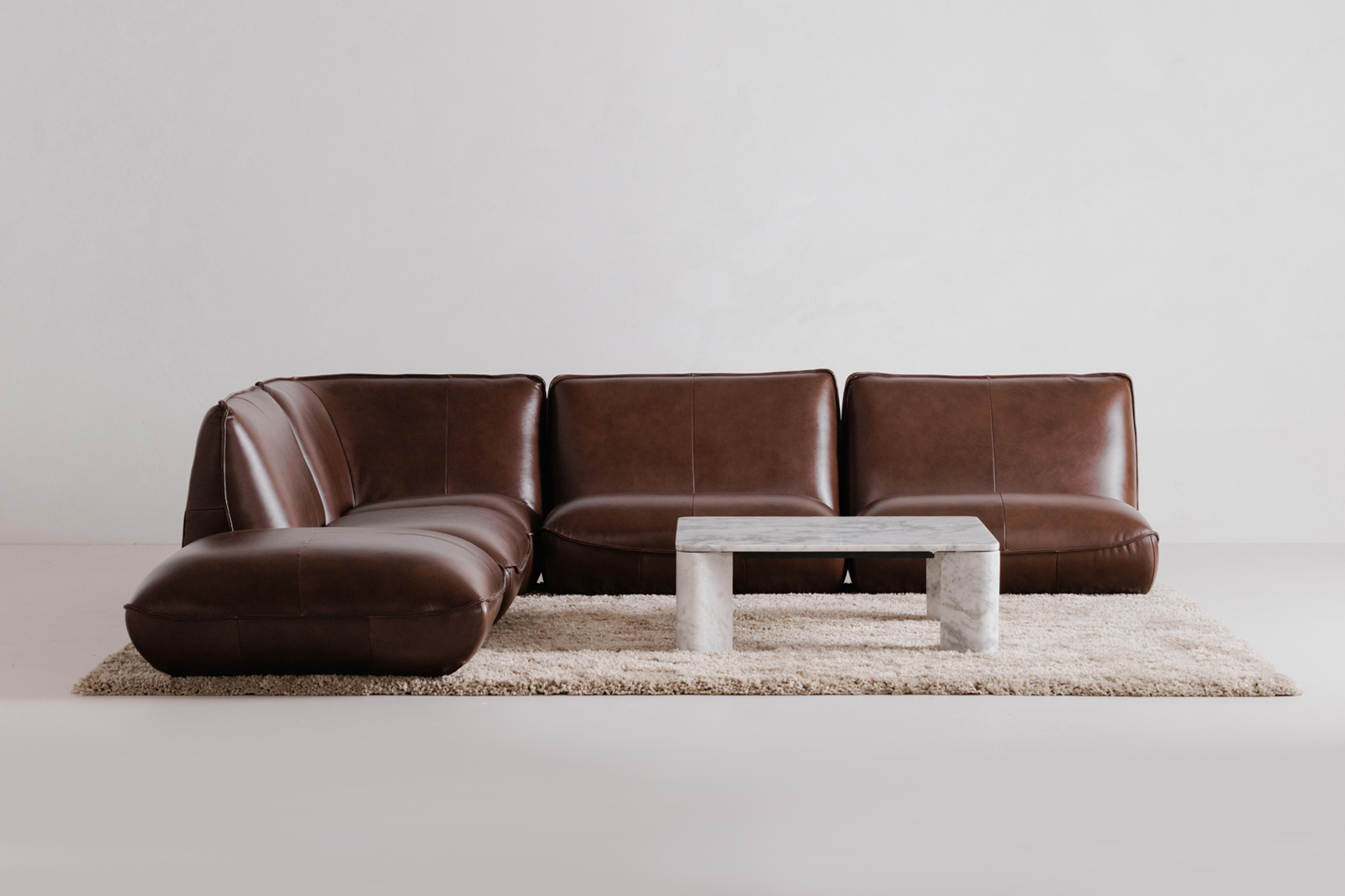 Moe's Zeppelin Leather Slipper Chair - Brown