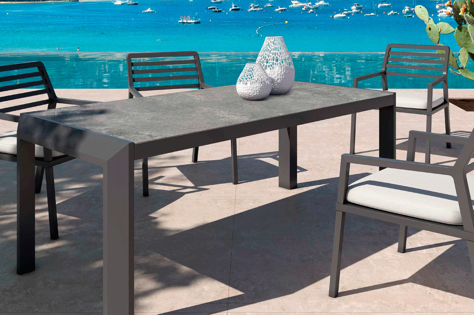 Motif™ Infinity Table - 105cm
