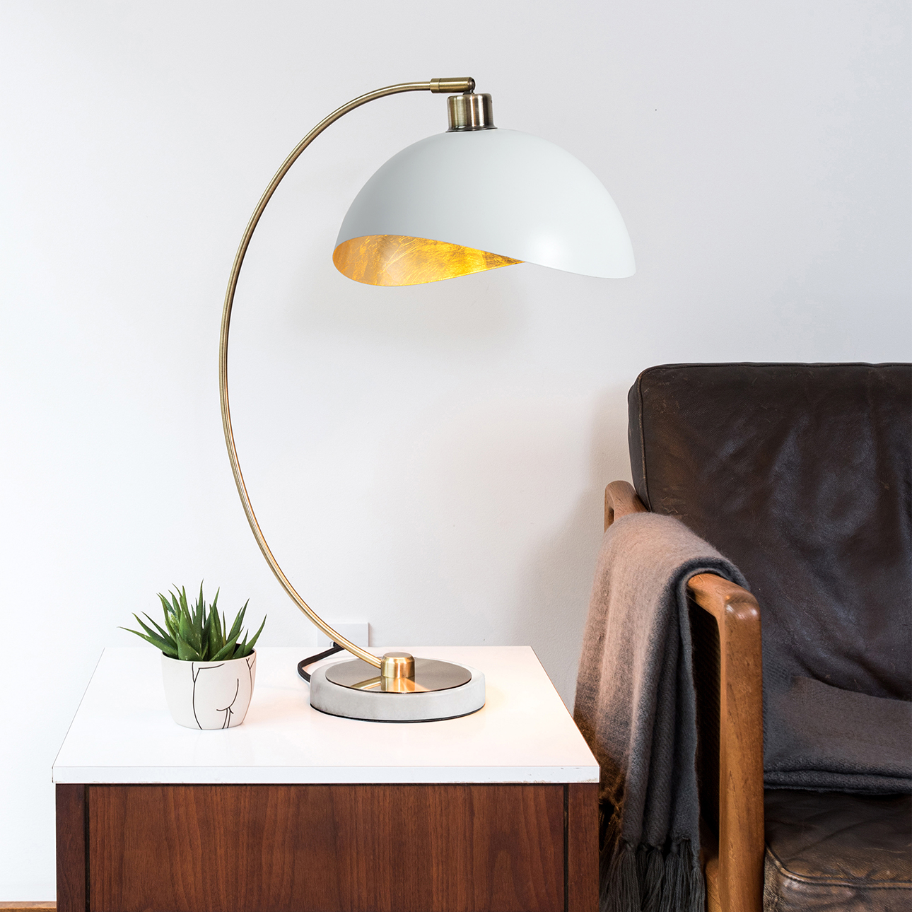 Nova Of CA Luna Bella Table Lamp - Brass/Matte White/Gold Leaf