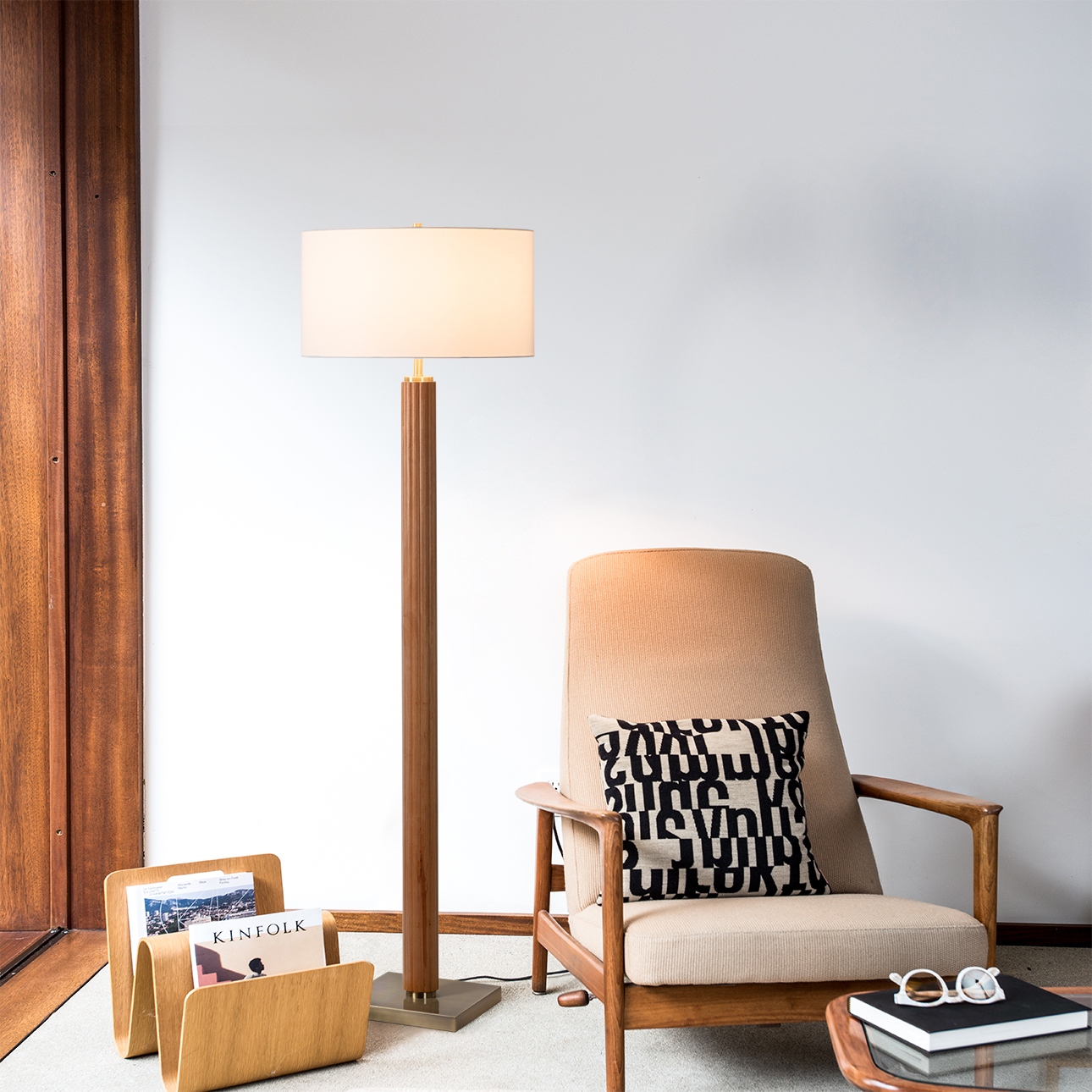 Nova Of CA Tambo Floor Lamp - Natural Ash