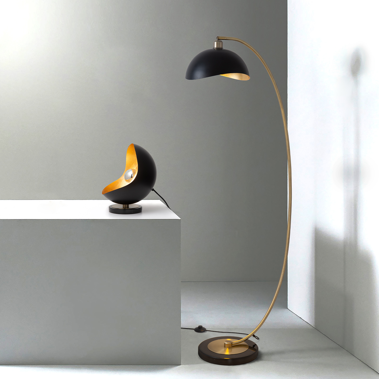 Nova Of CA Luna Bella Chairside Arc Floor Lamp - Brass/Matte Black/Gold Leaf