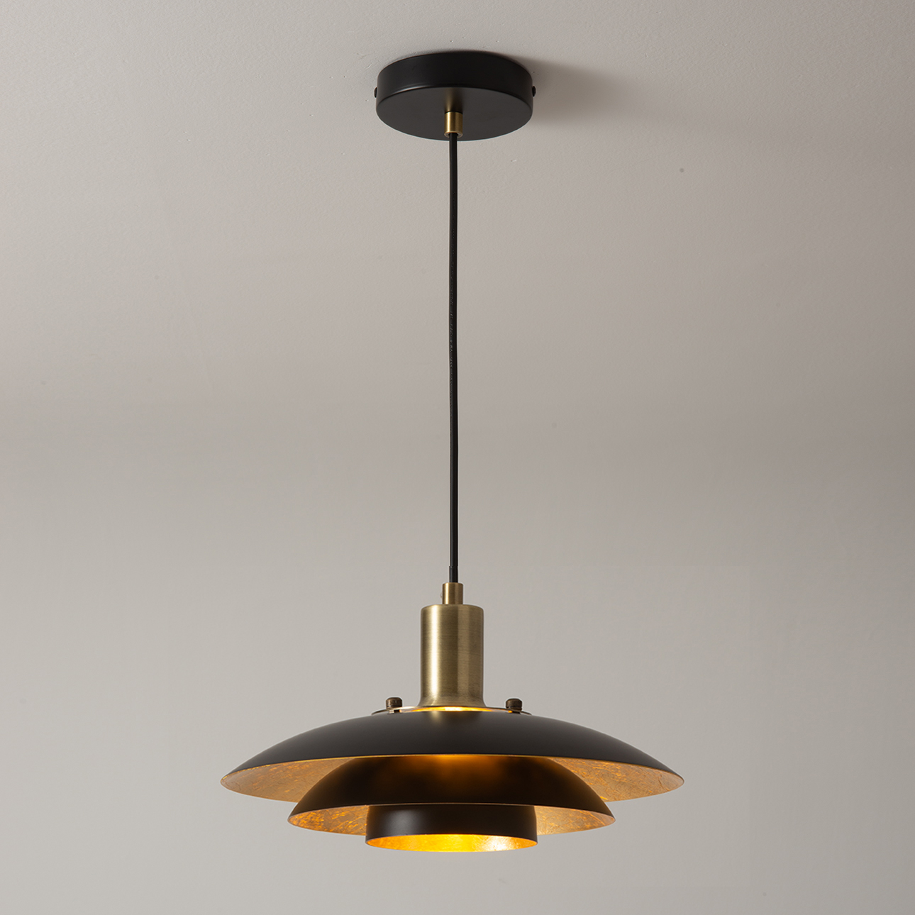 Nova Of CA - Rancho Mirage Large 15" OD Pendant Light