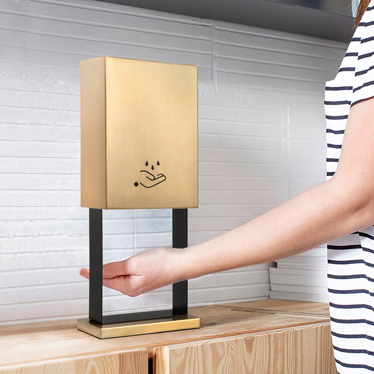 Nova Of CA - Luxe Tabletop Touchless Hand Sanitizer Dispenser
