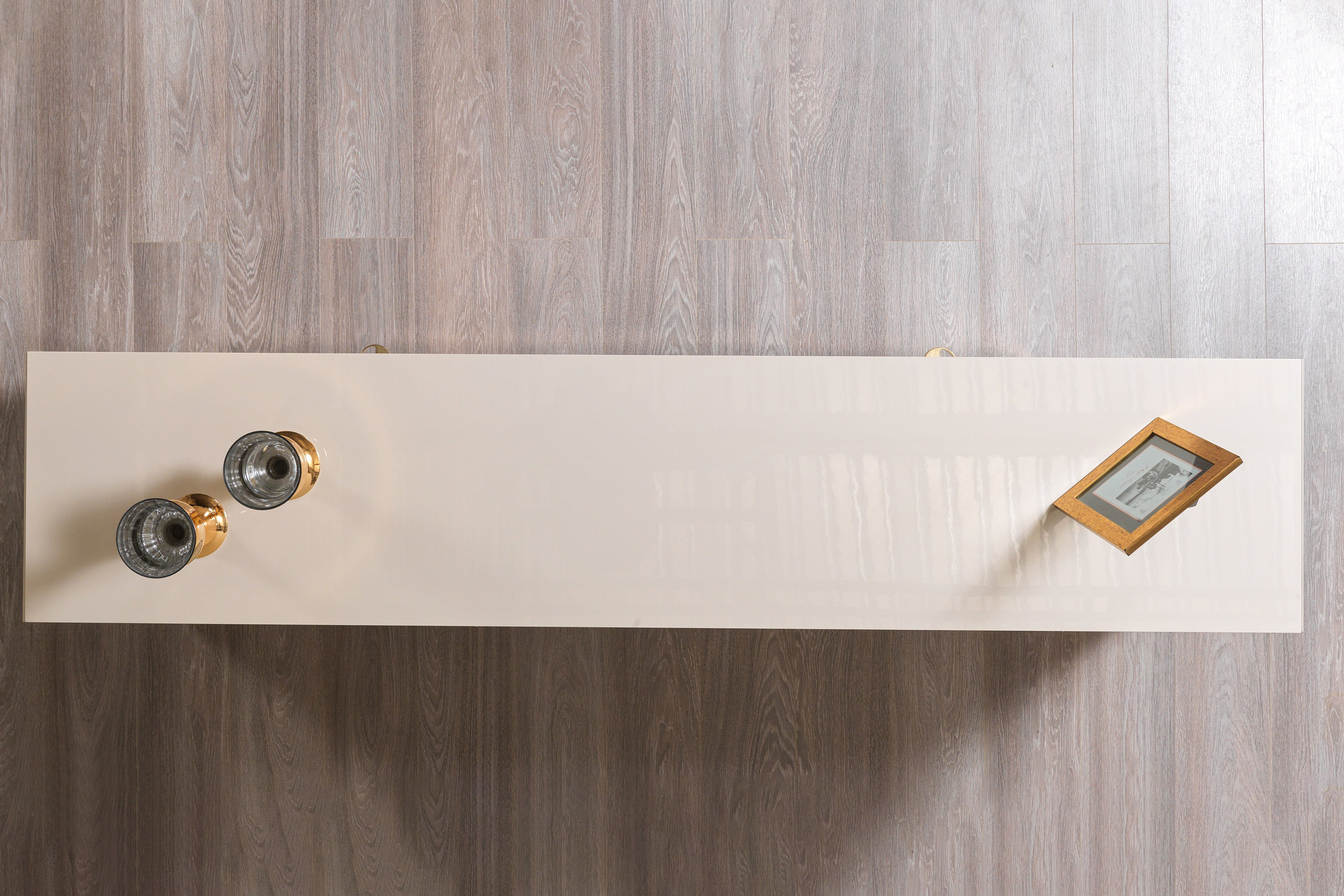 Nova - Helena Ivory Dining Server