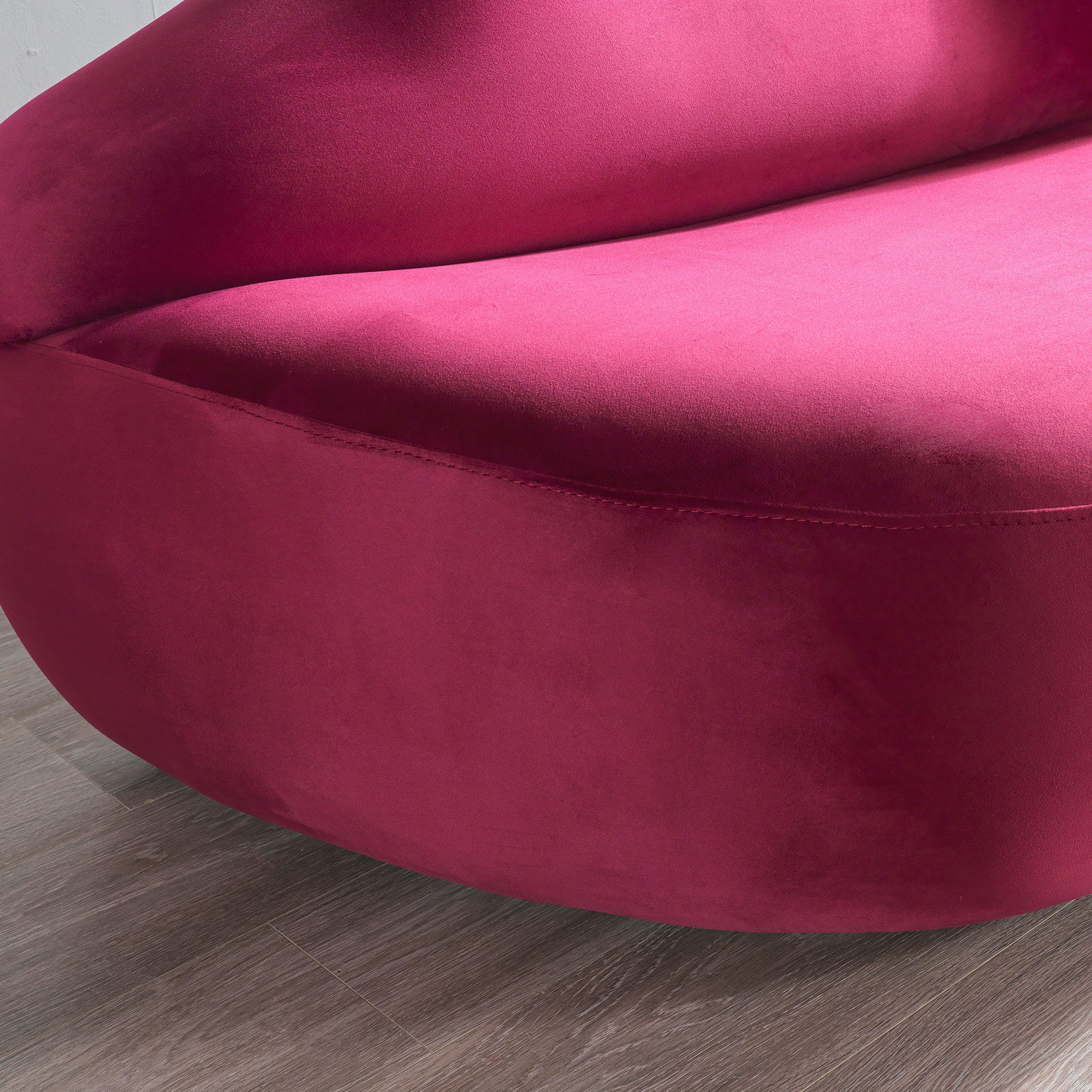Nova - Lips Maroon Velvet Loveseat 81"