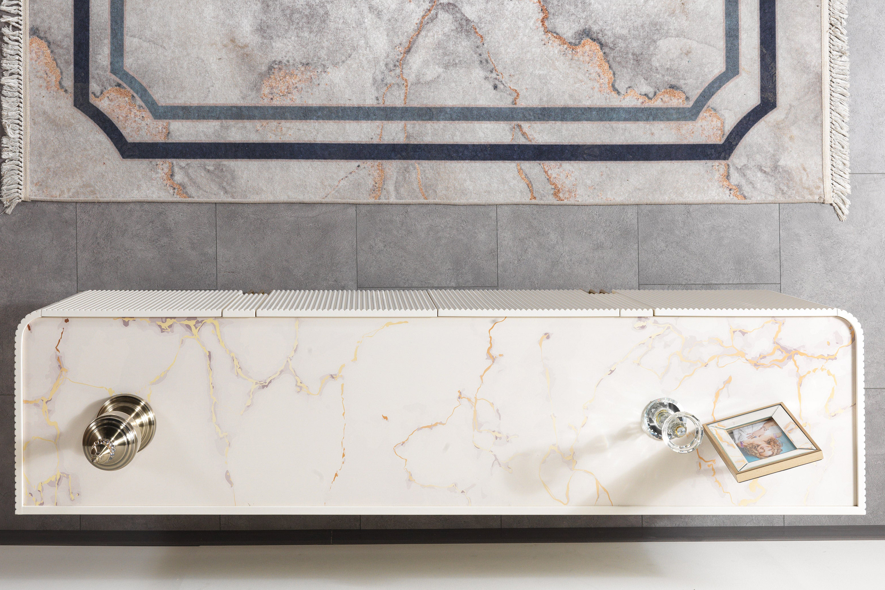 Nova - Santana Ivory Dining Server
