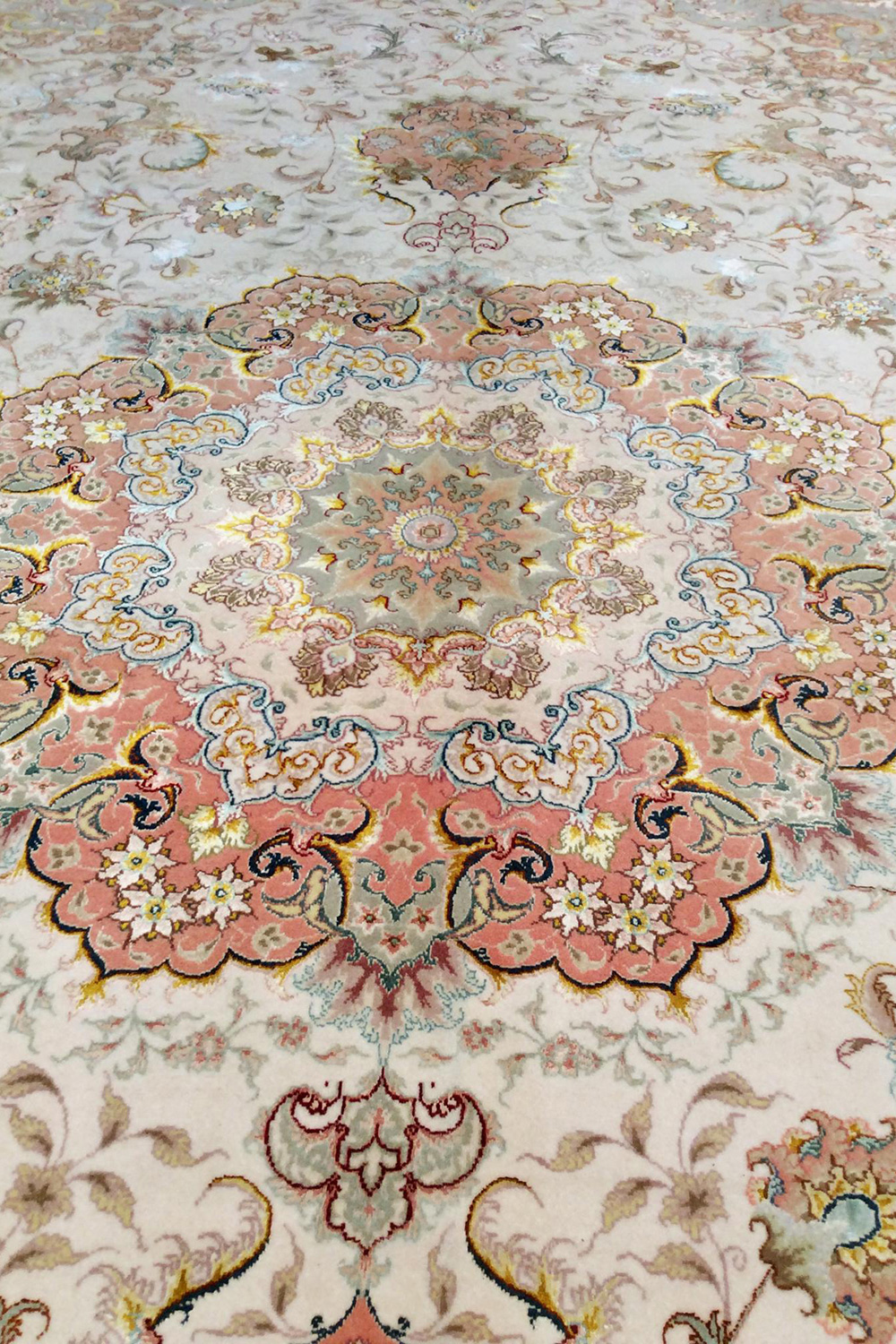 Pasargad - Tabriz Collection Hand-Knotted Silk and Wool Area Rug 98'' x 140'' (022507)