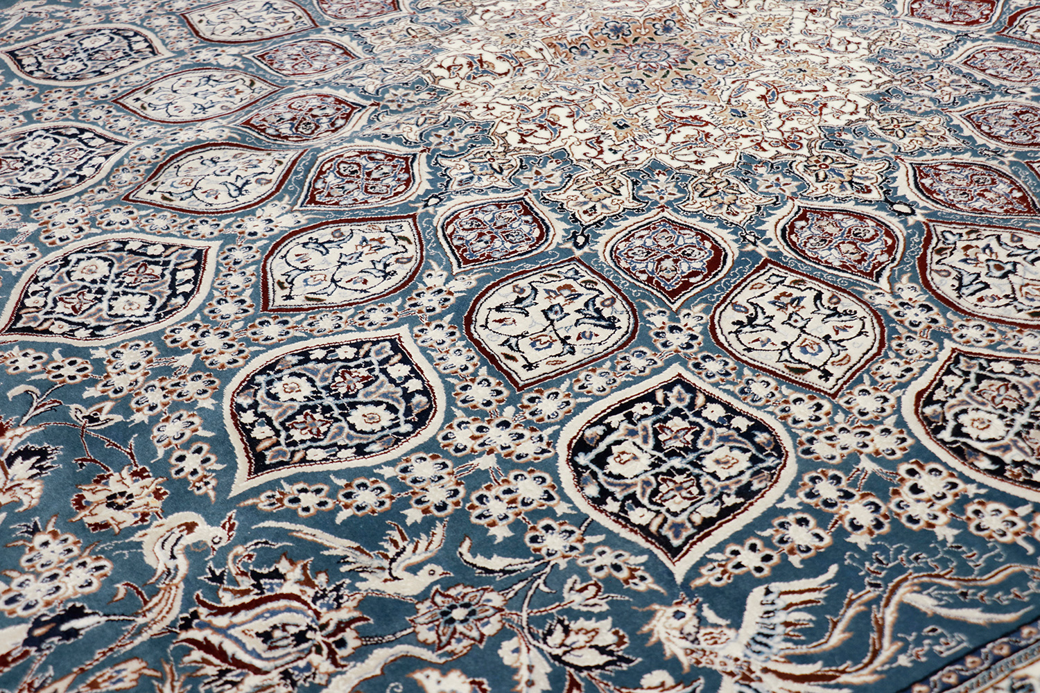 Pasargad - Nain Collection Hand-Knotted Silk and Wool Area Rug 83'' x 127'' (022513)