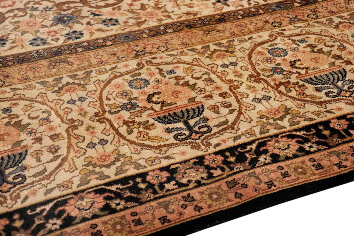 Pasargad - Lavar Collection Hand-Knotted Lamb's Wool Area Rug 165'' x 184'' (026288)