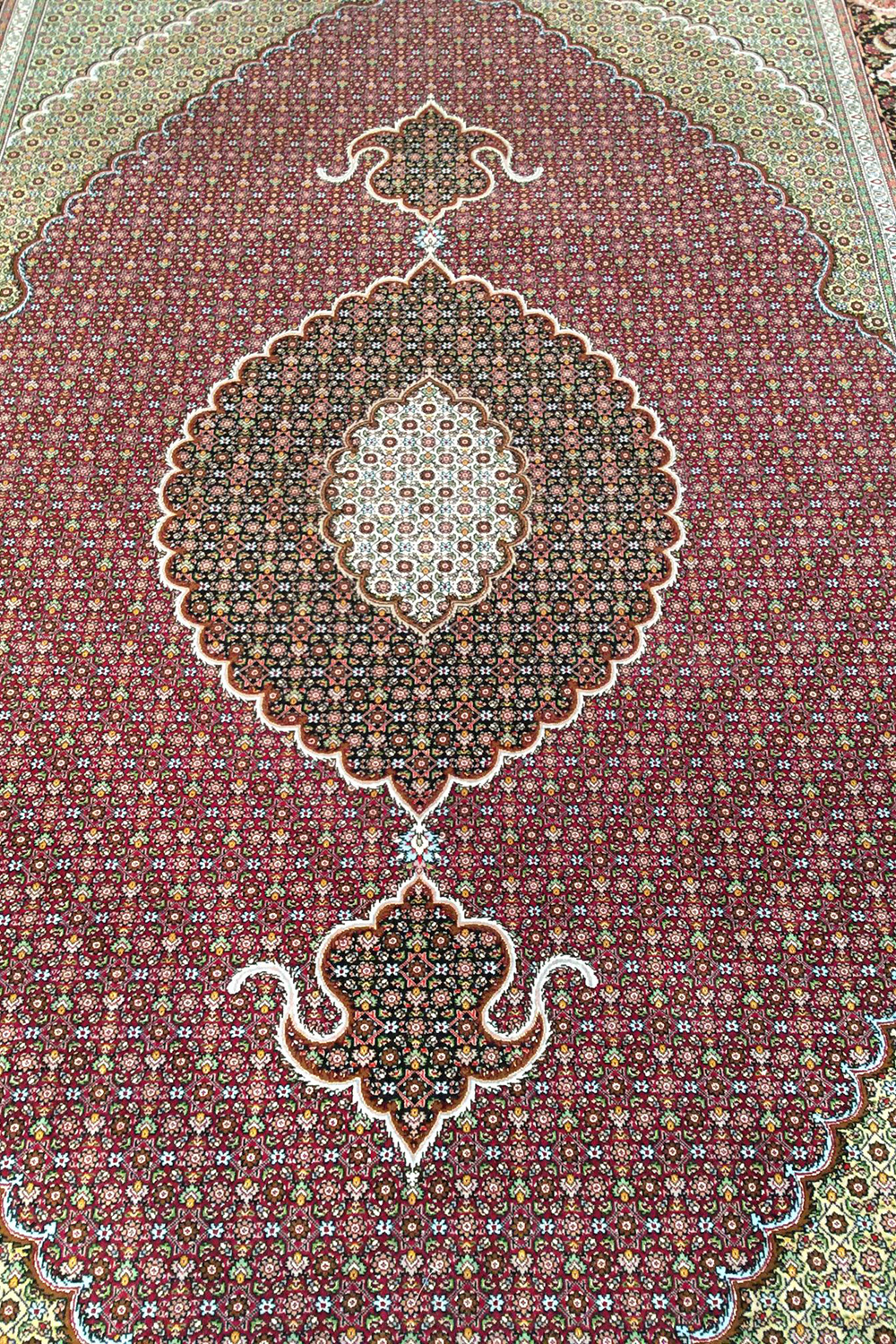 Pasargad Tabriz Collection Hand-Knotted Silk and Wool Area Rug (MAHI RED 7X10) - 79'' x 117''