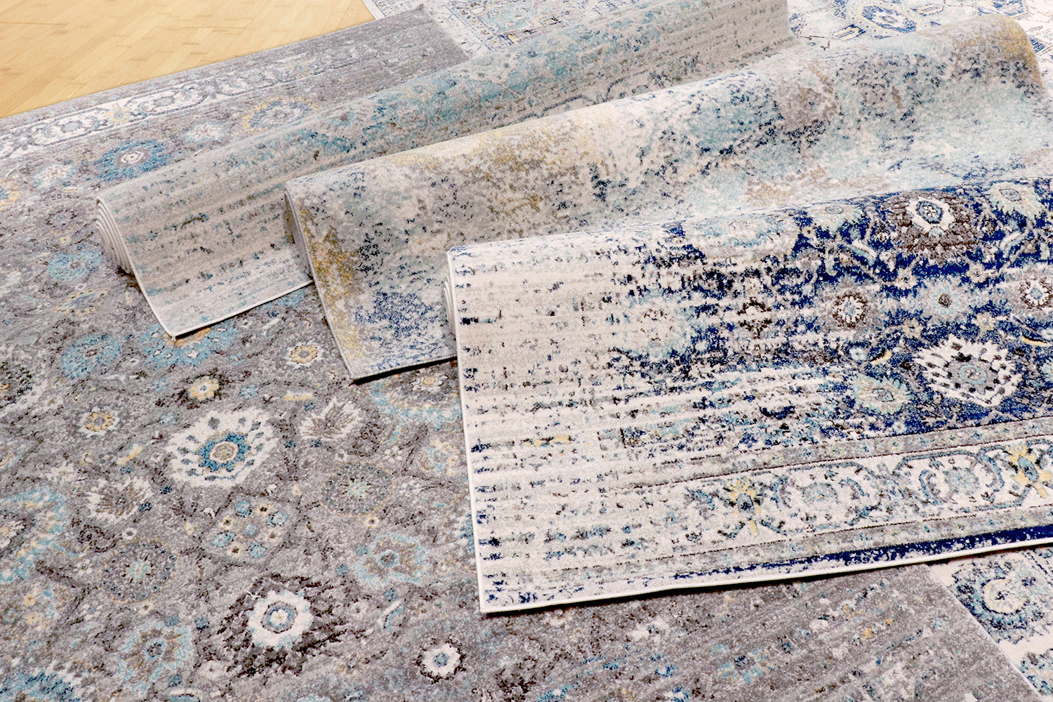 Pasargad Chelsea Design Power Loom Area Rug (RC-5586SS 6'7X9) - 79'' x 108''