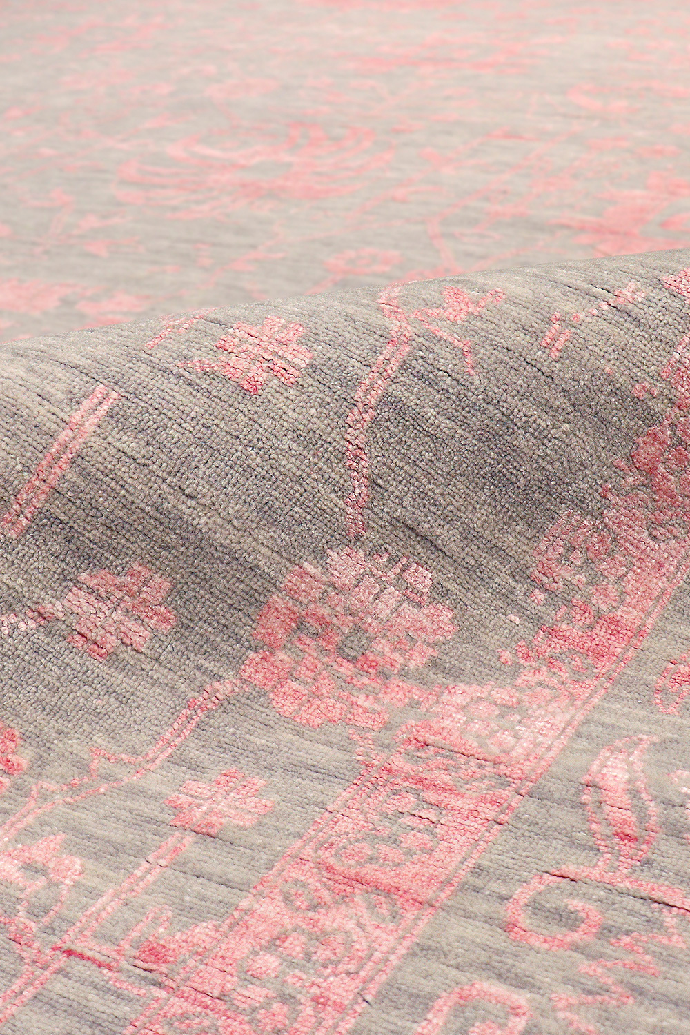 Pasargad Transitional Collection Hand-Knotted Silk and Wool Area Rug (VASE-3BP 10X14) - 120'' x 167''