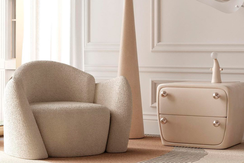 Plyus - Memory Chair in Fabric