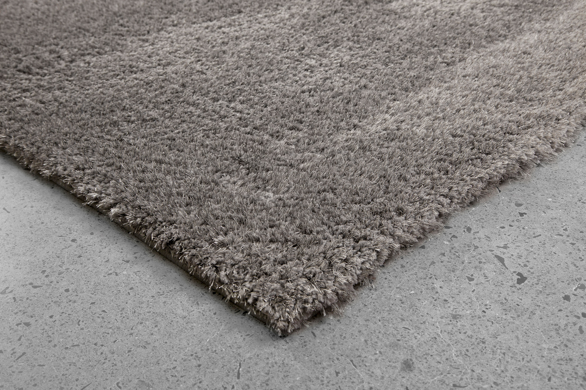 Renwil Lisa Rug - Taupe, 5.2" X 7.2"