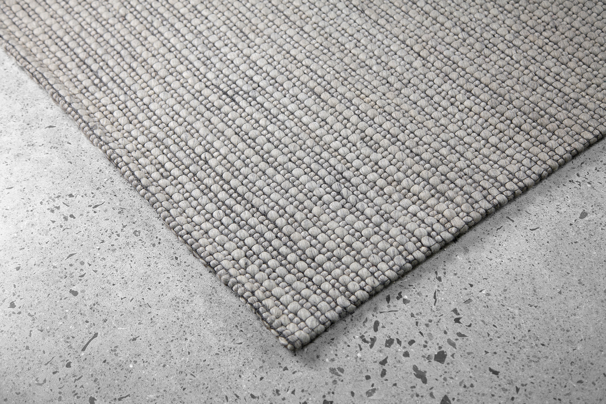 Renwil Bedford I Rug - Silver, 3" X 4"