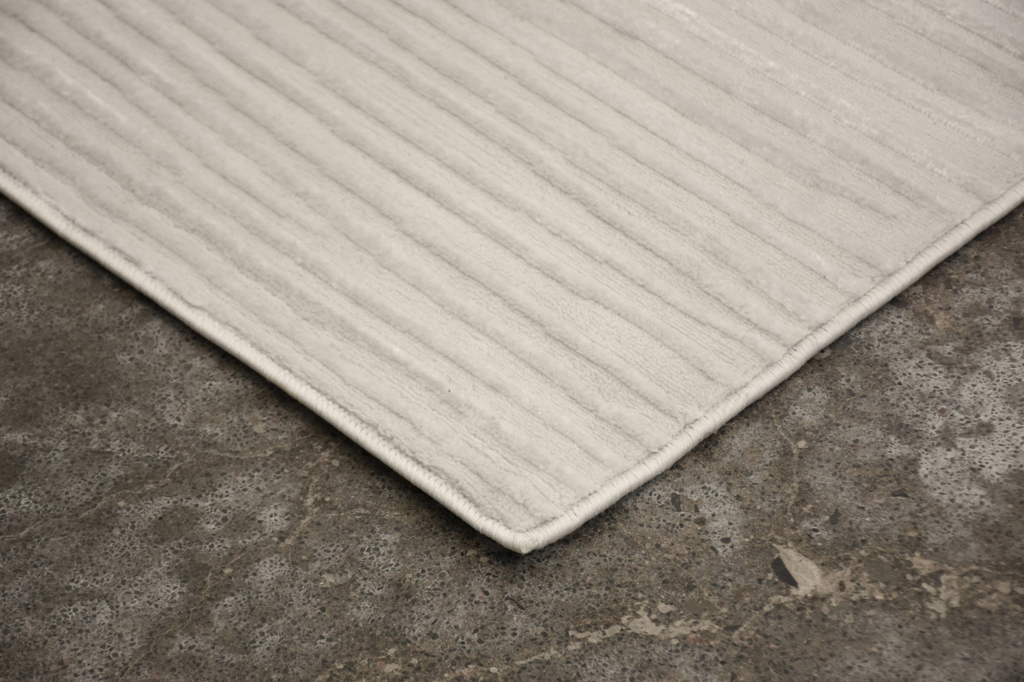 Renwil Camila 10188 Rug - Off-White, 5,3" X 7,3"