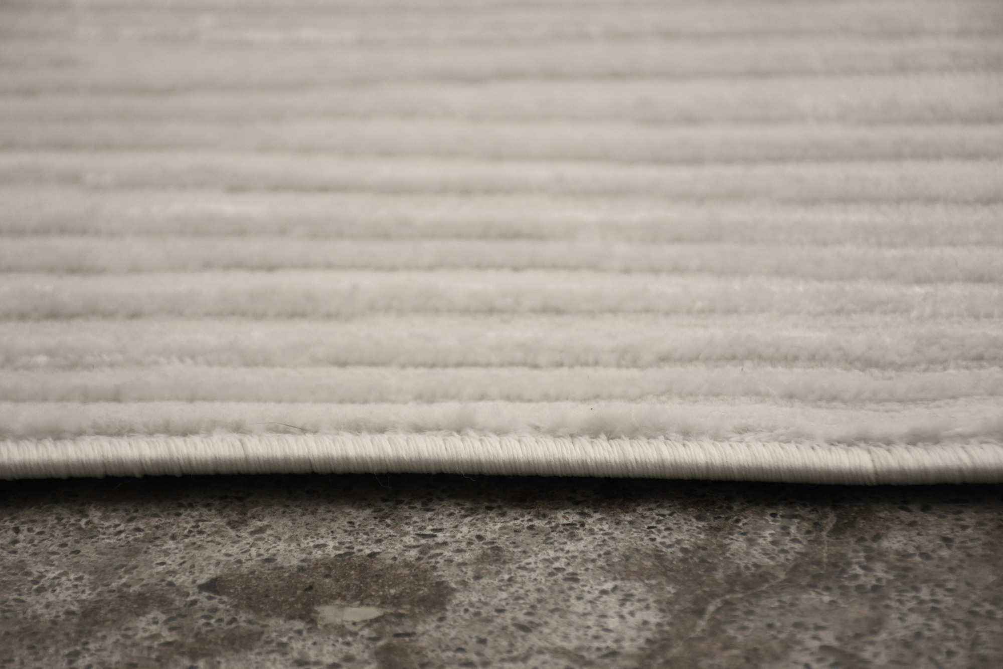 Renwil Camila 10188 Rug - Off-White, 5,3" X 7,3"