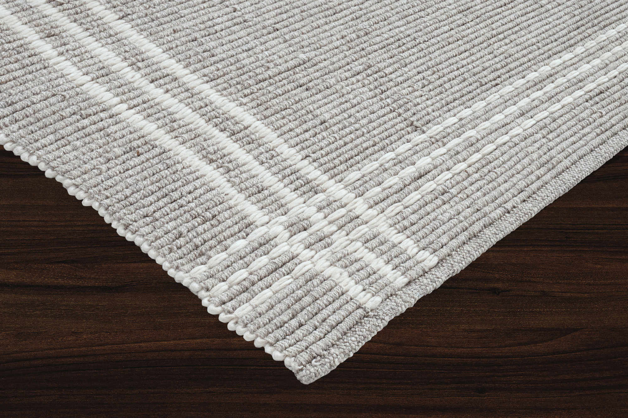 Renwil Lindley Rug - Oatmeal, 10" X 13"