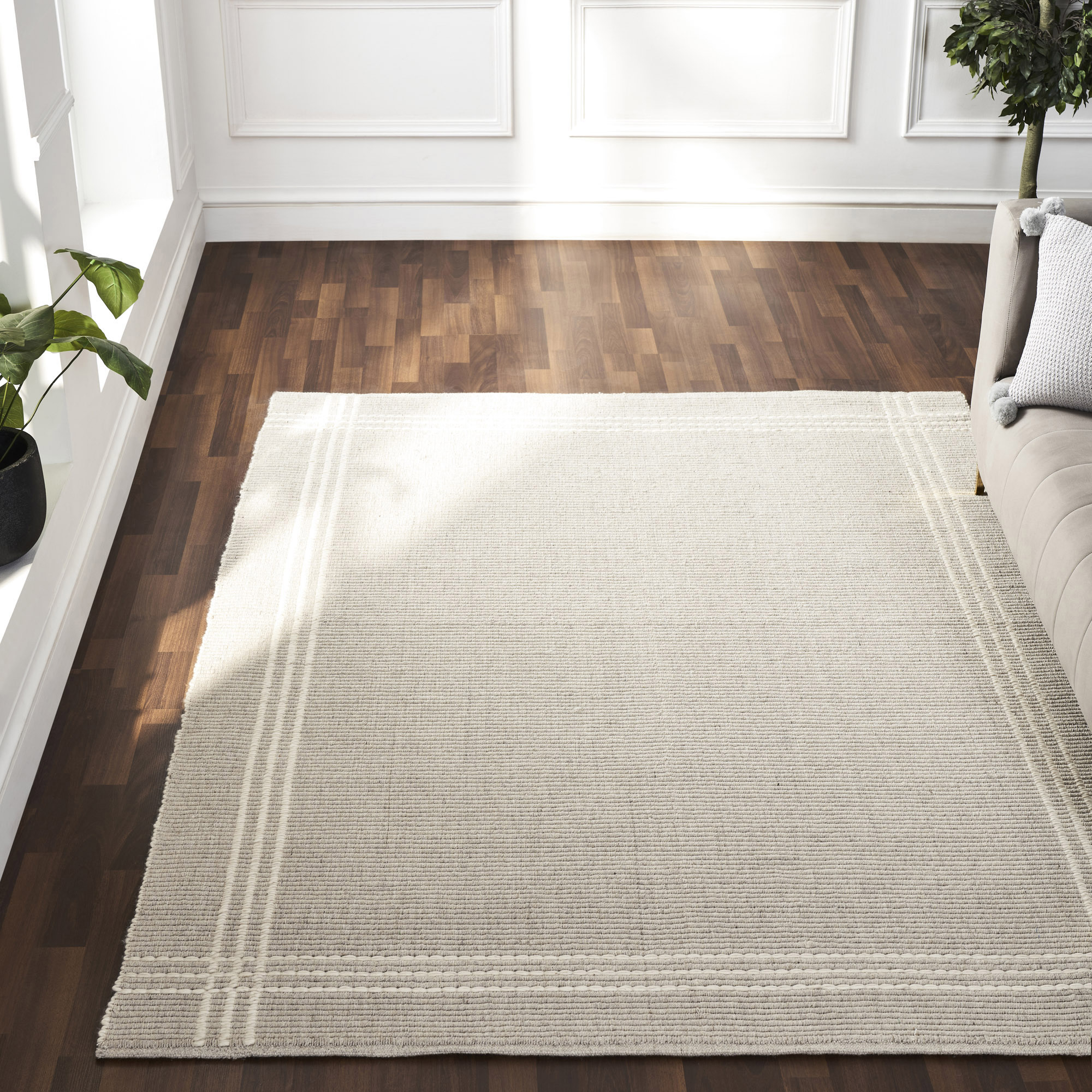 Renwil Lindley Rug - Oatmeal, 10" X 13"