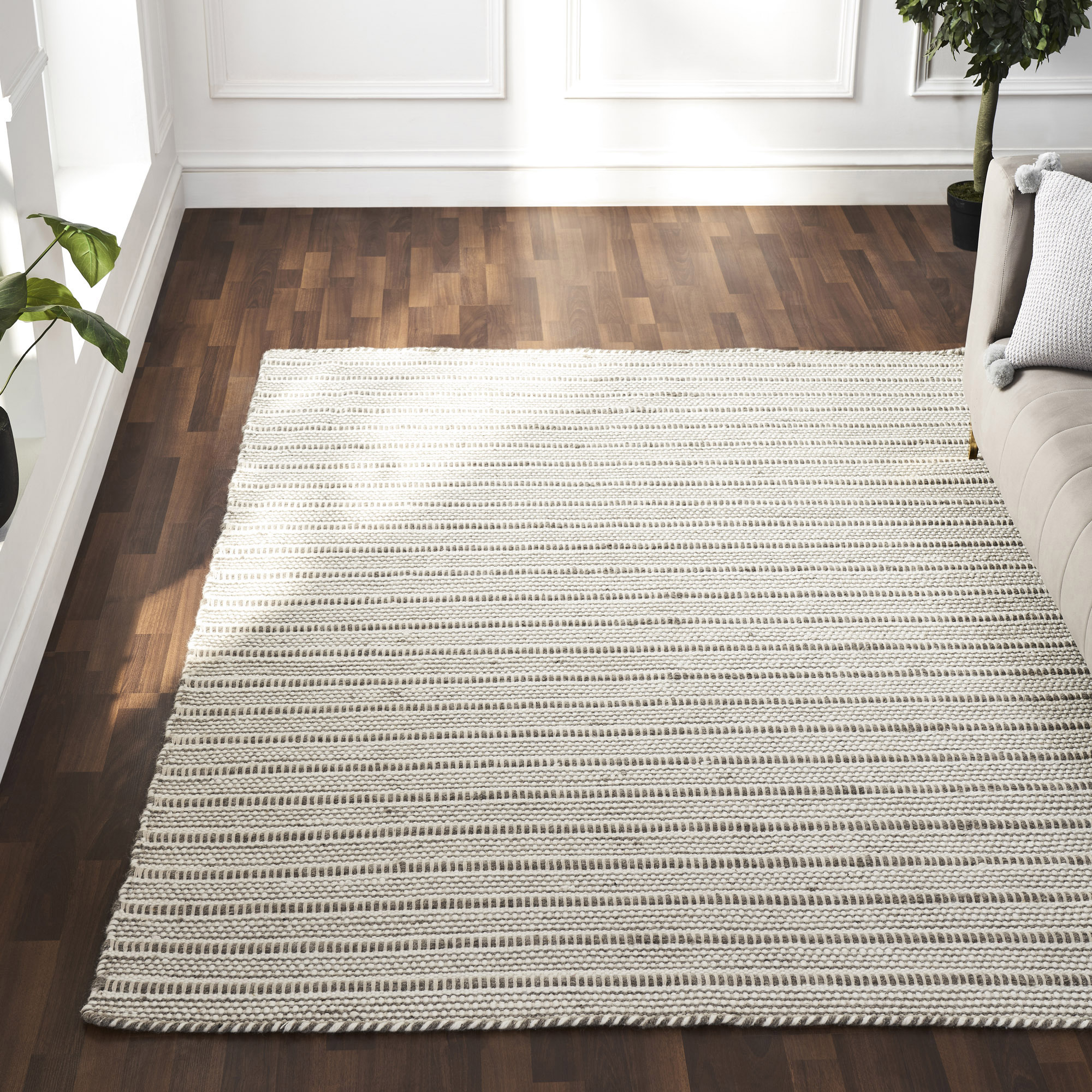 Renwil Orria Rug - Ivory/Gray, 2" X 3,3"