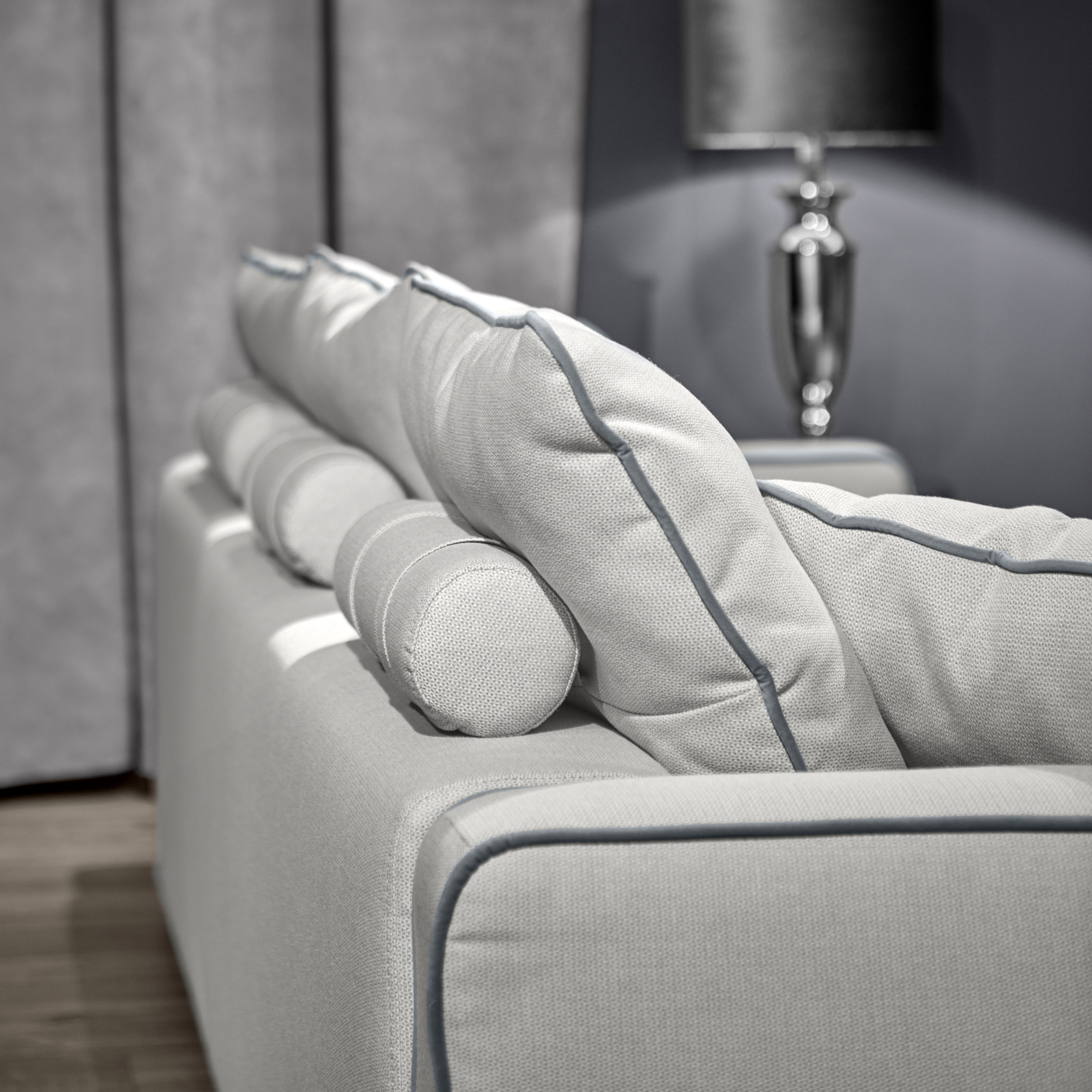 ROSHE - Cartier Straight 3-Seater Sofa