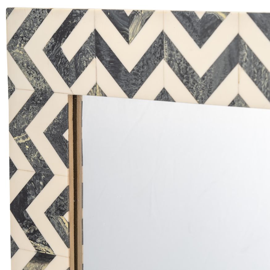 Sagebrook - Resin Chevron Rect Mirror in Gray/White