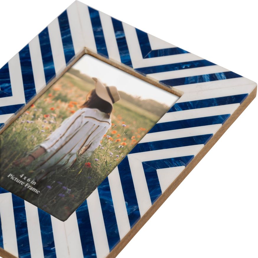 Sagebrook - 4"x6" Resin Striped Photo Frame in Blue